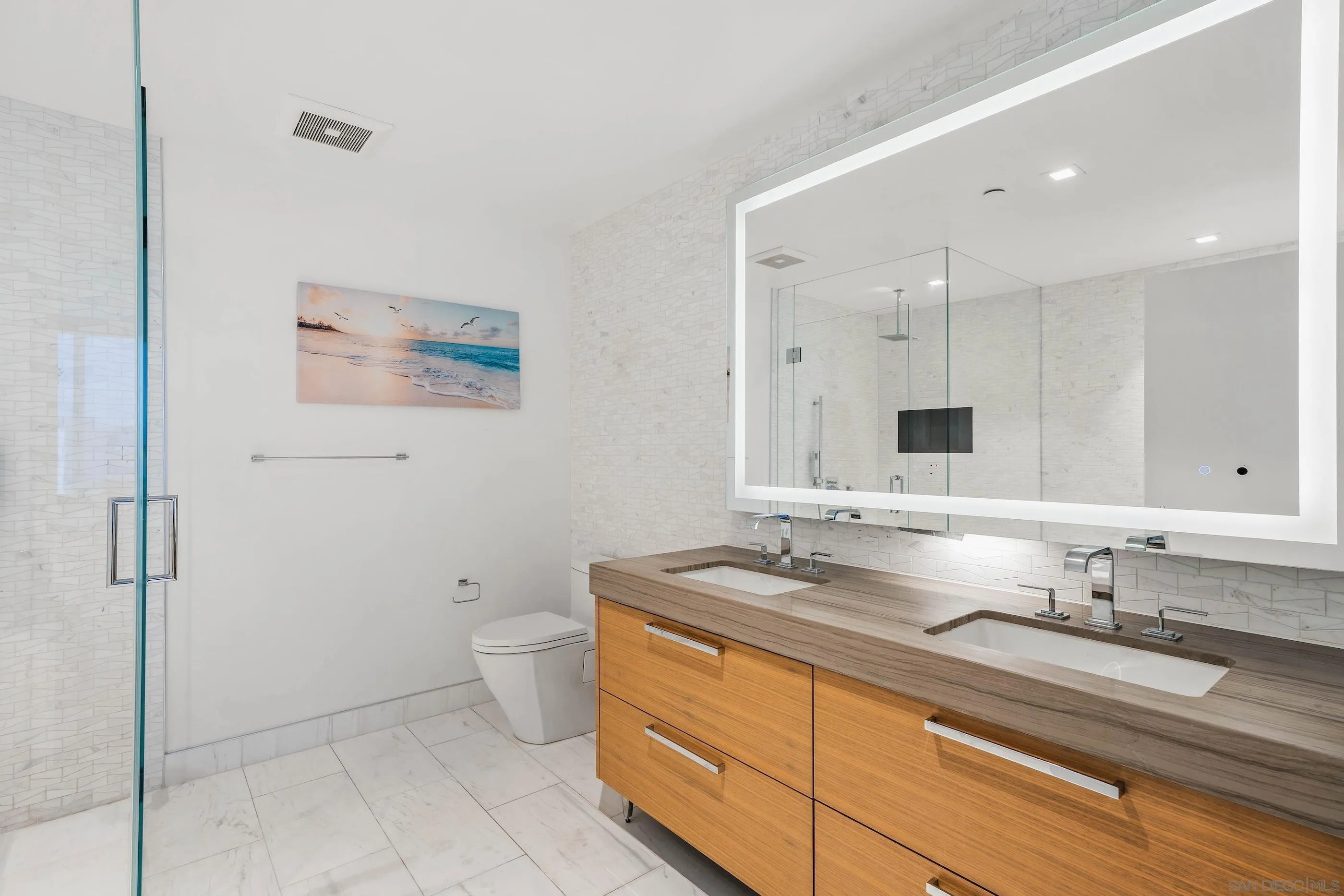 888 W E Street Unit 2206