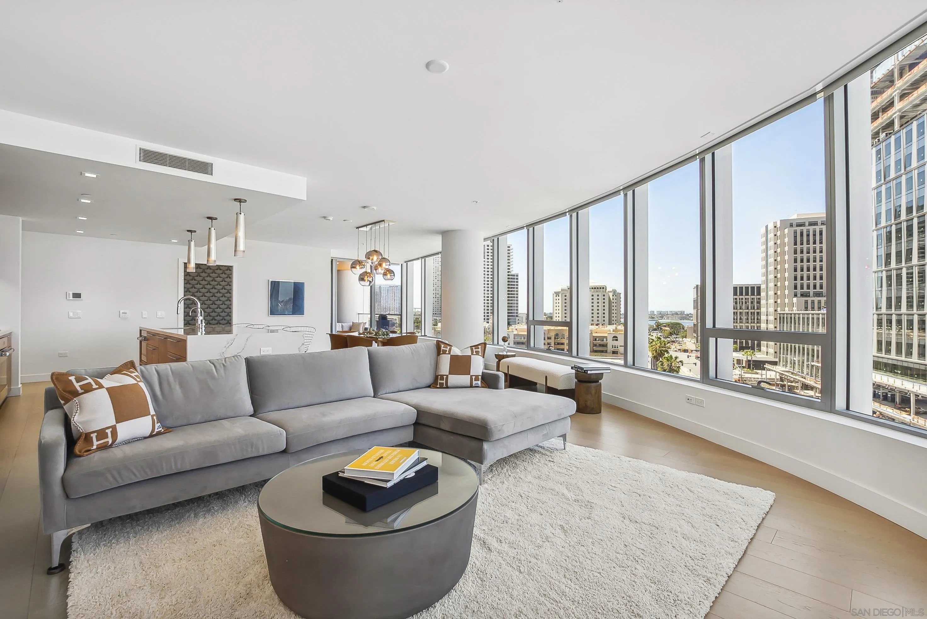 888 W E Street Unit 902