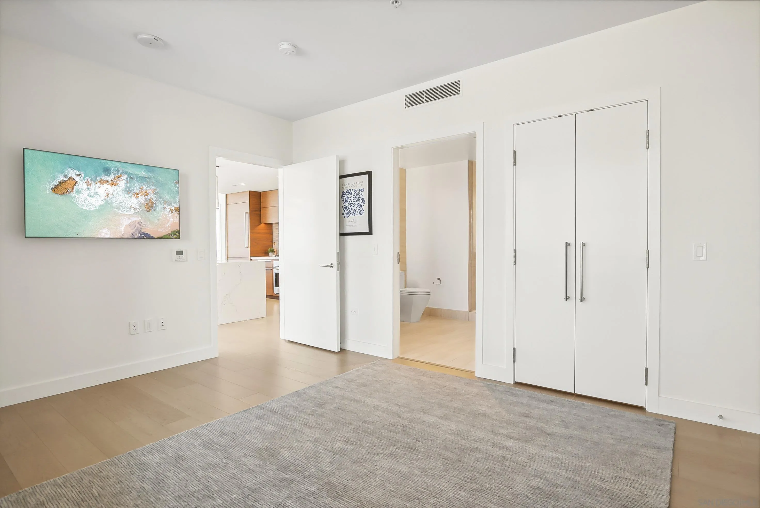 888 W E Street Unit 902