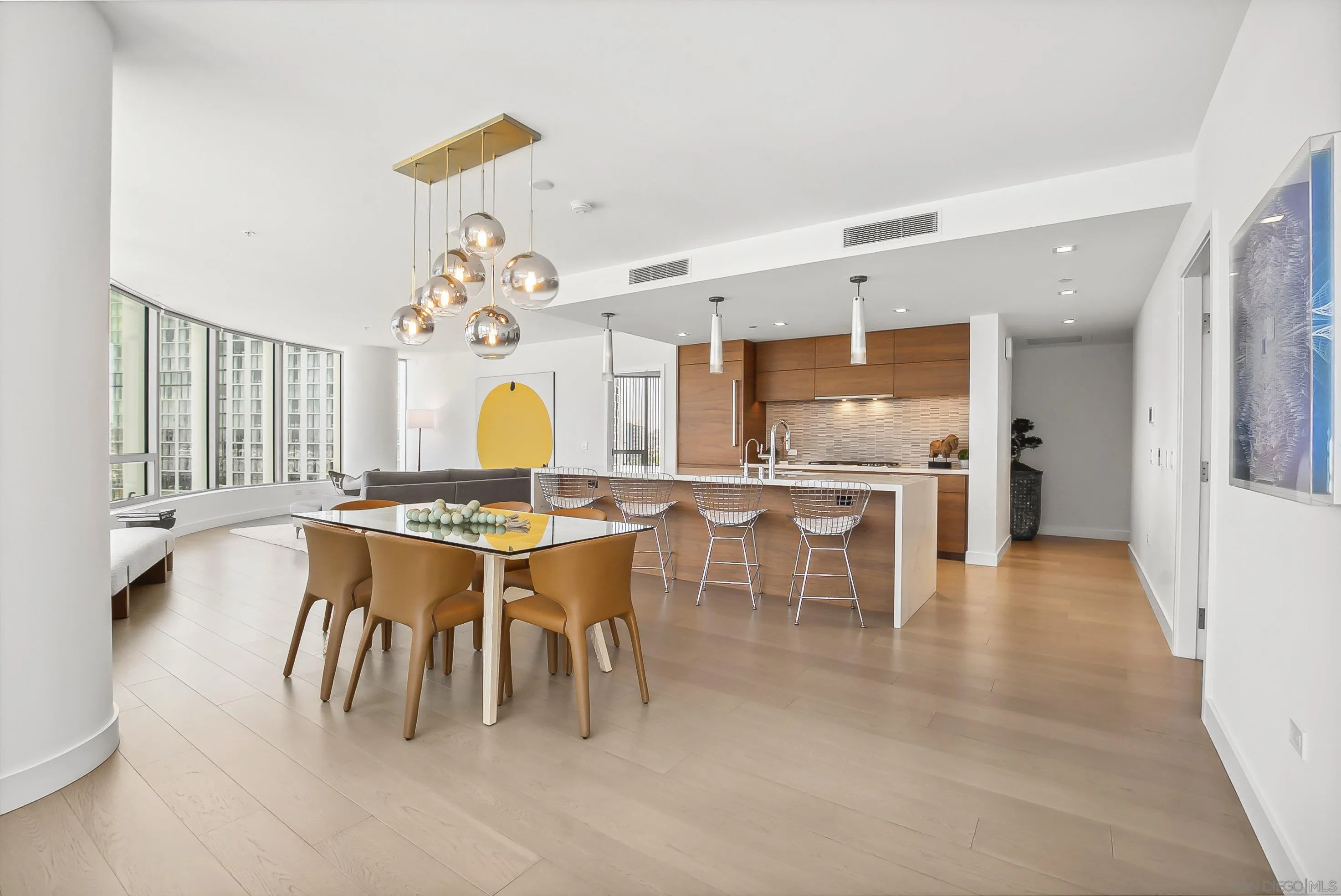 888 W E Street Unit 902