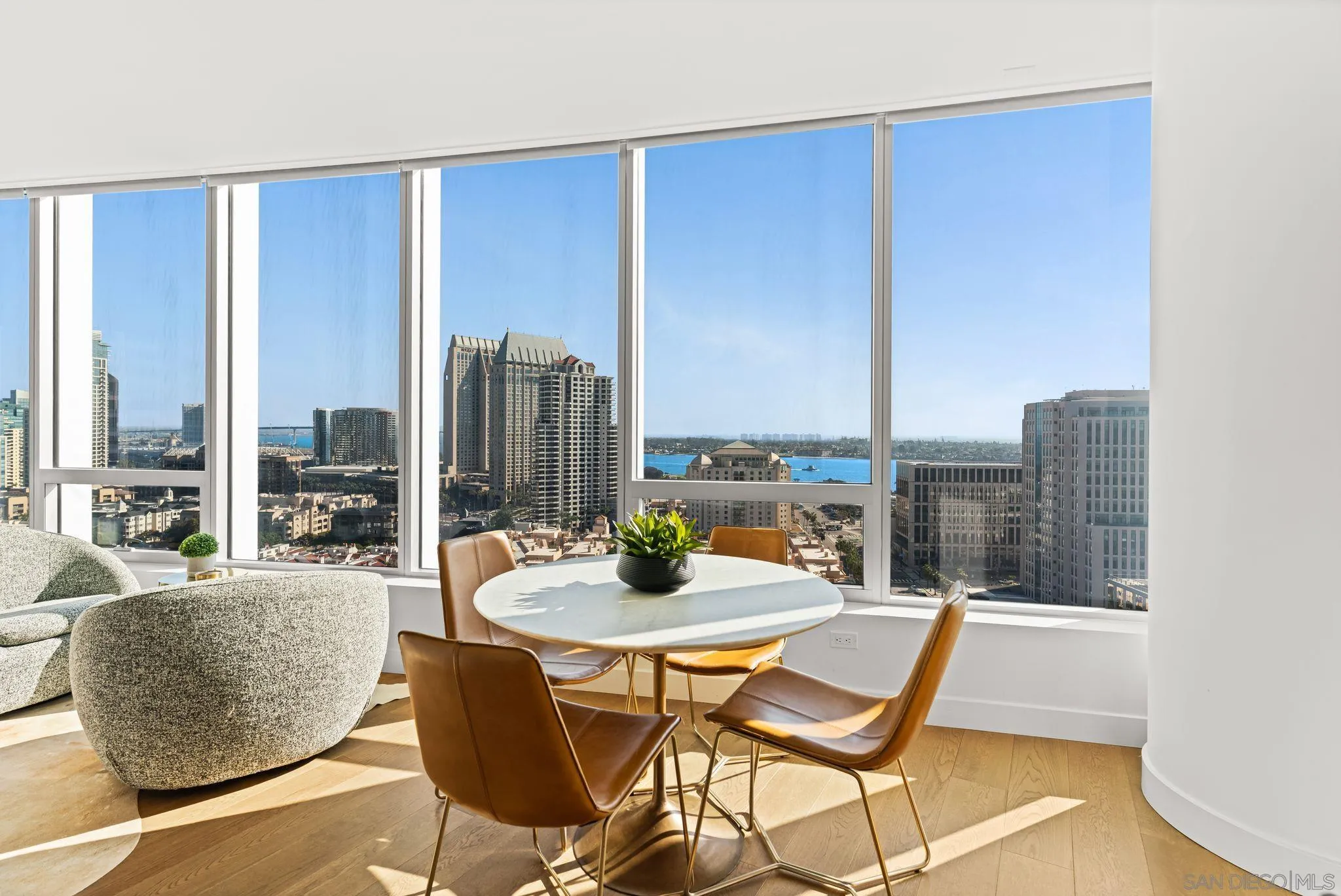 888 W E Street Unit 2004