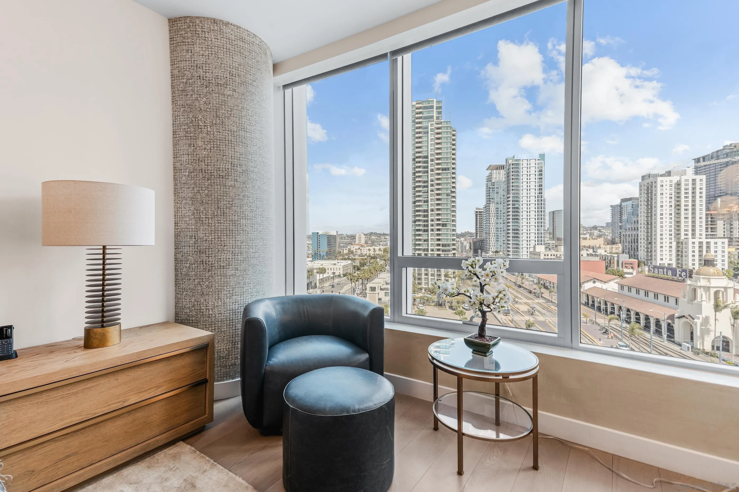 888 W E Street Unit 1106, San Diego Unit: 1106