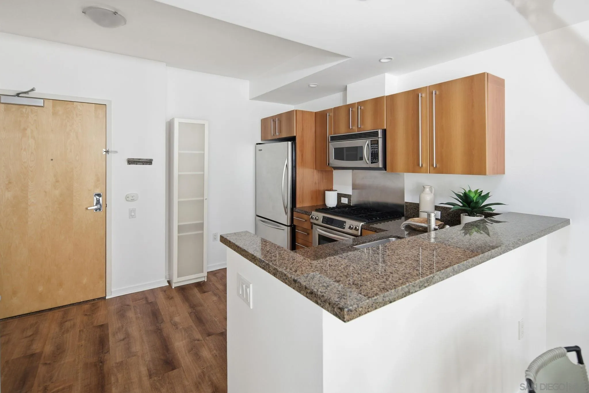 321 10th Ave Unit 304