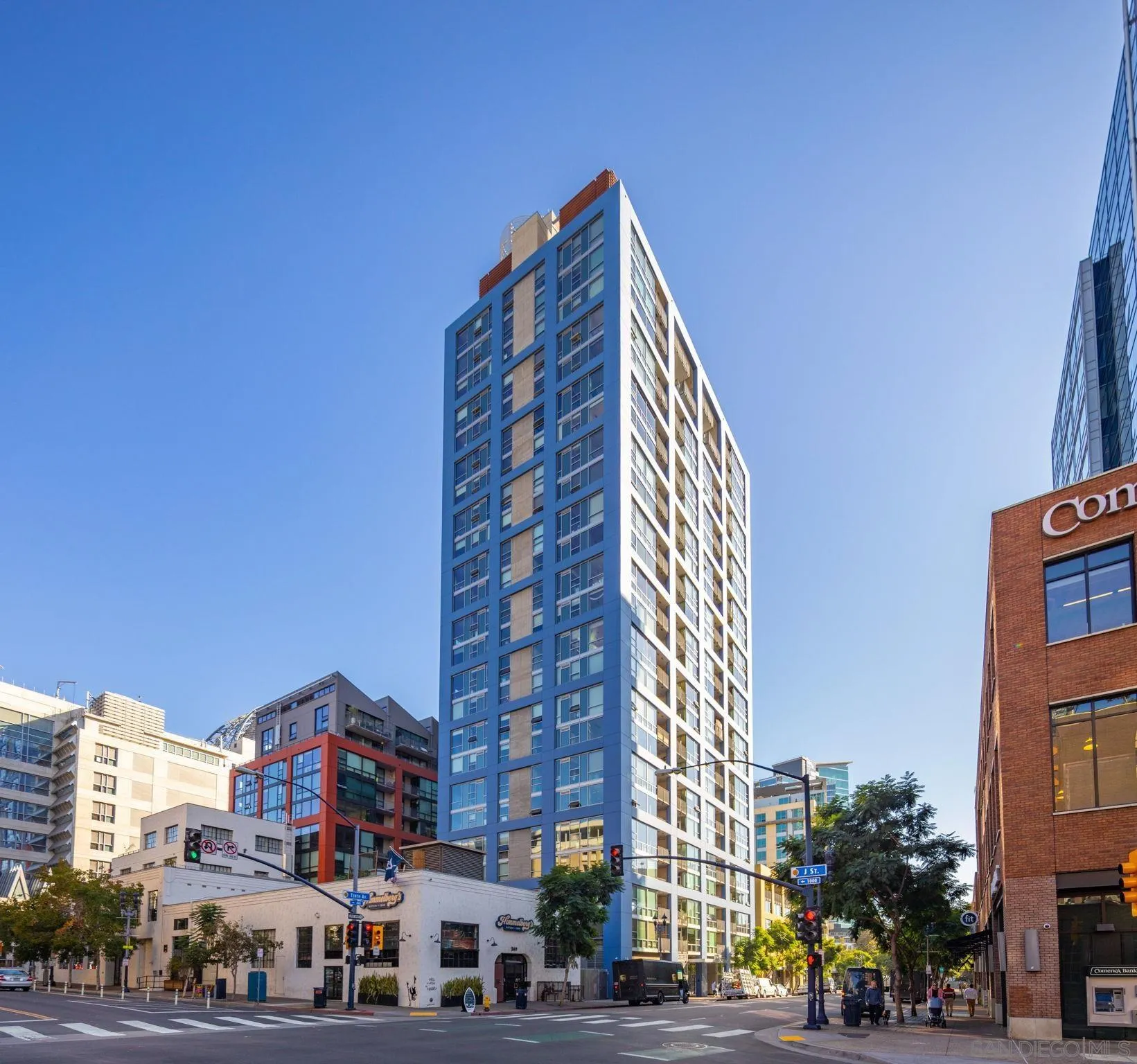 321 10th Ave Unit 304