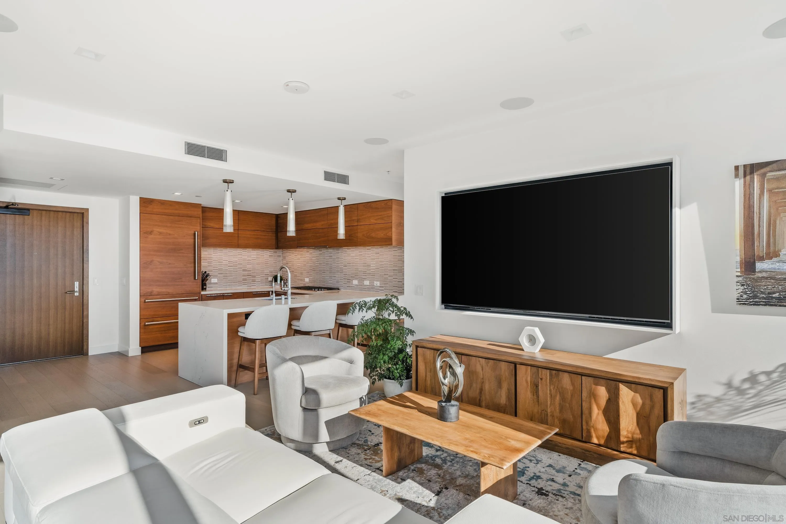 888 W E Street Unit 2003