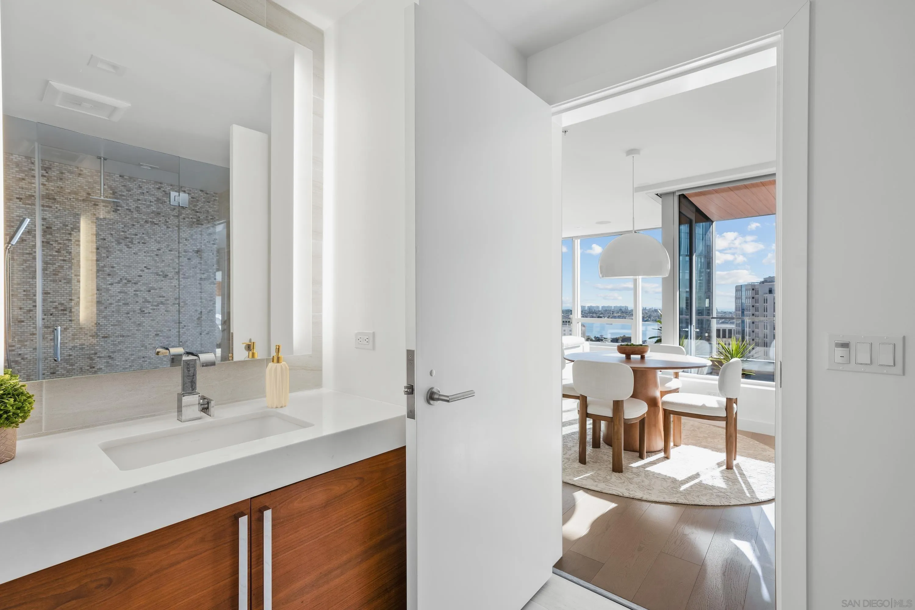 888 W E Street Unit 2003