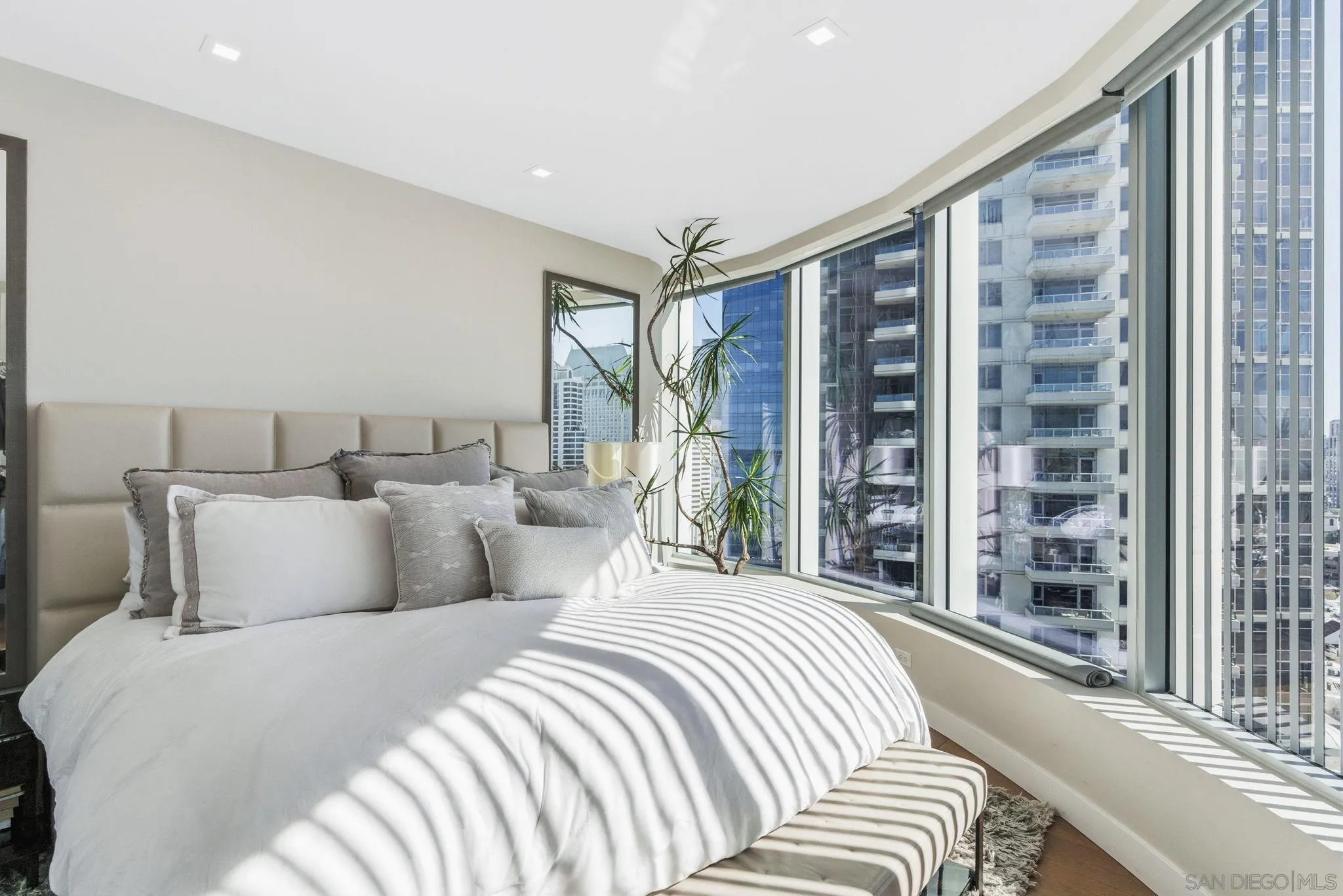 888 W E Street Unit 1705