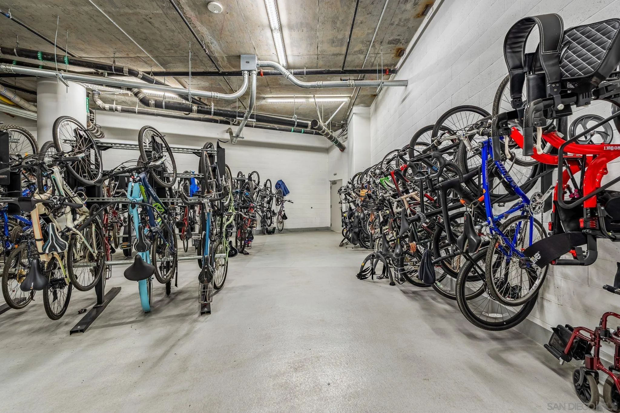 888 W E Street Unit 1705