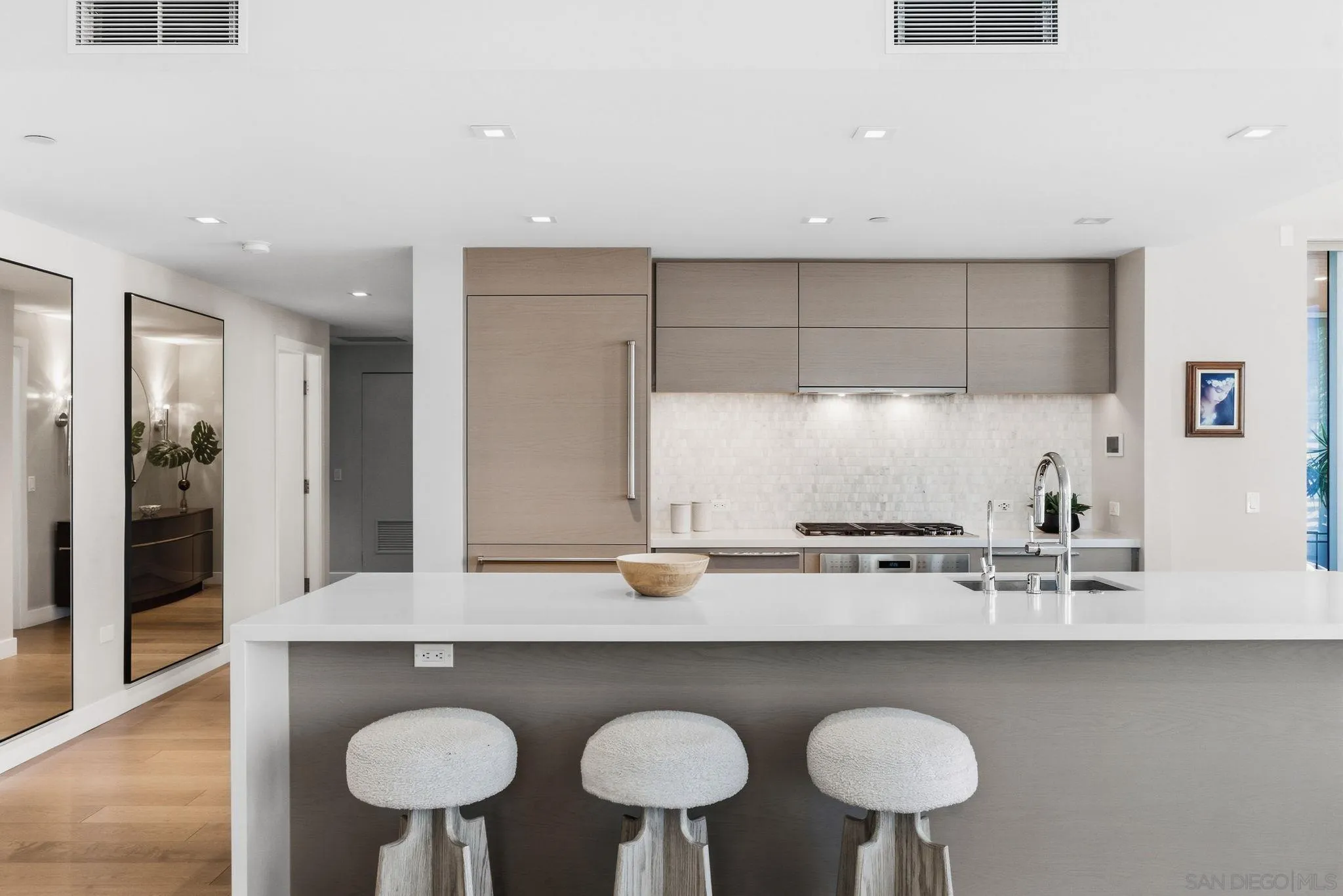 888 W E Street Unit 1705