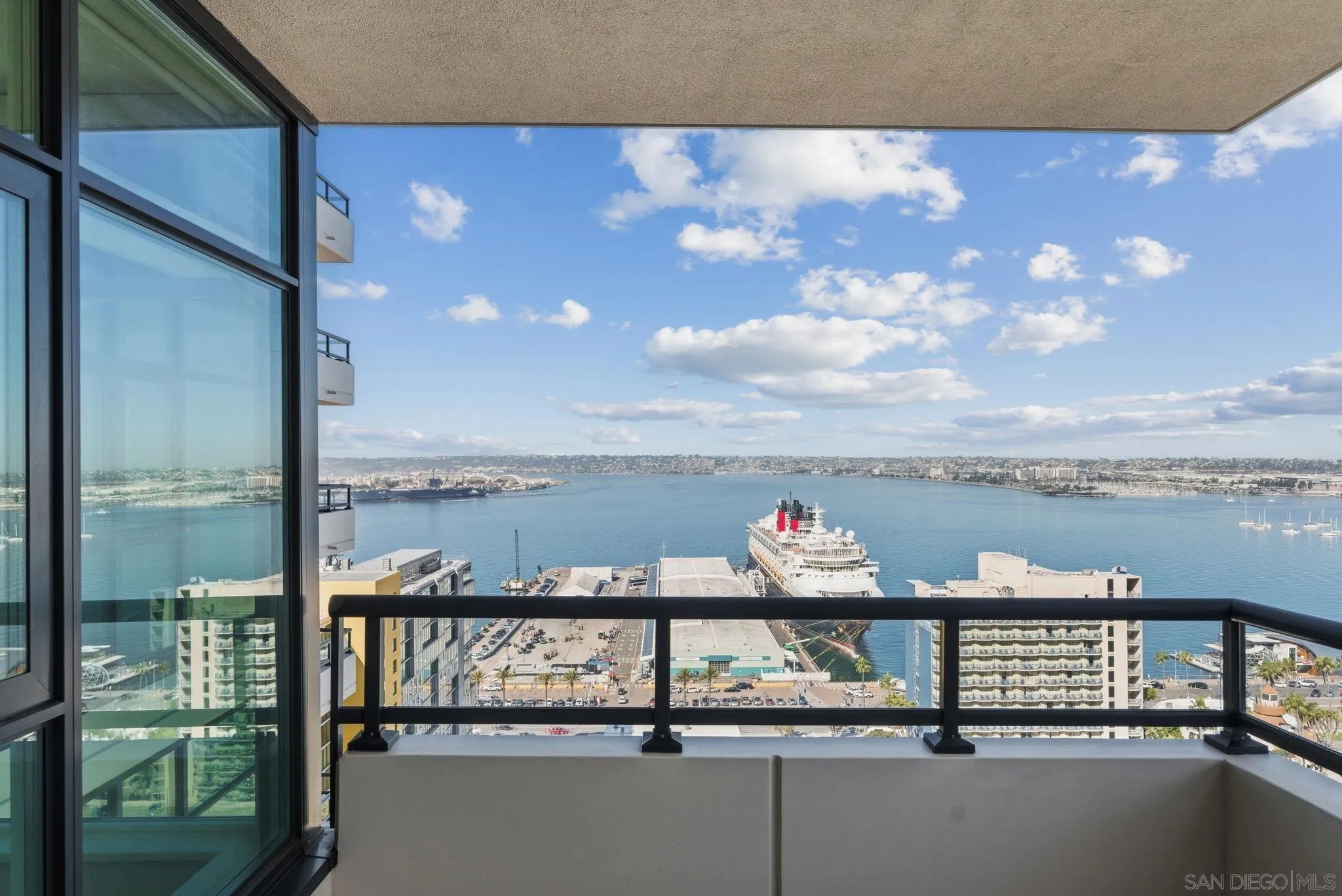 1199 Pacific Hwy Unit 2301