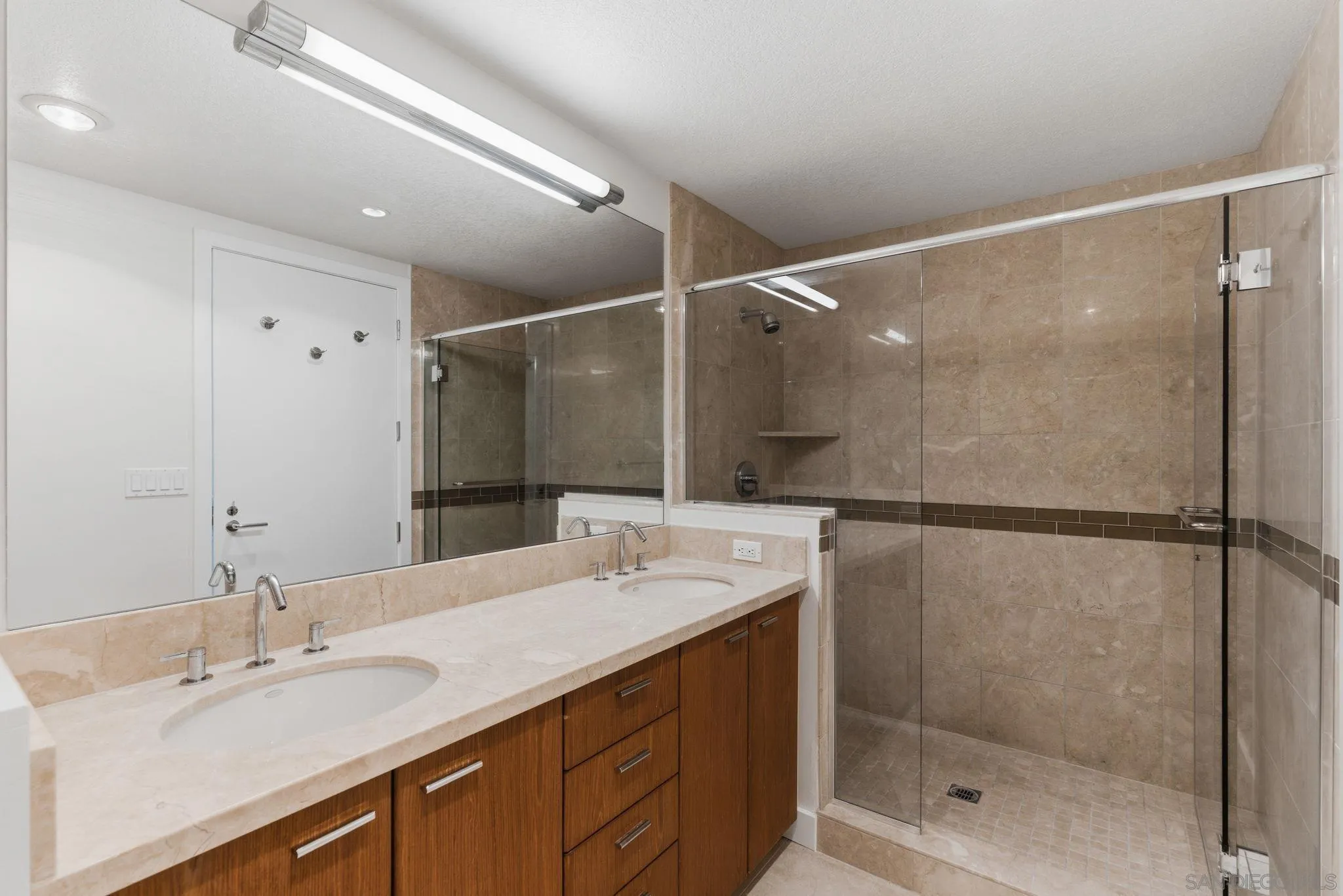 1199 Pacific Hwy Unit 2301