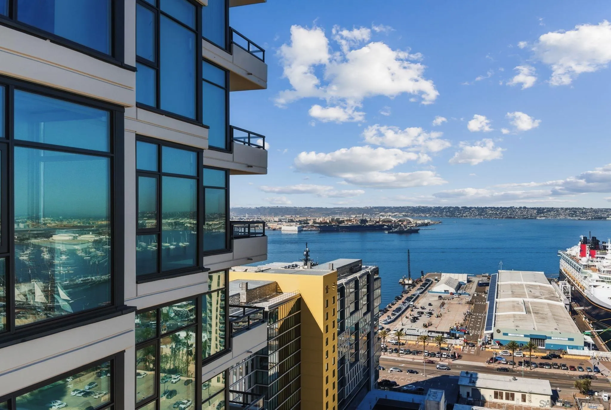 1199 Pacific Hwy Unit 2301