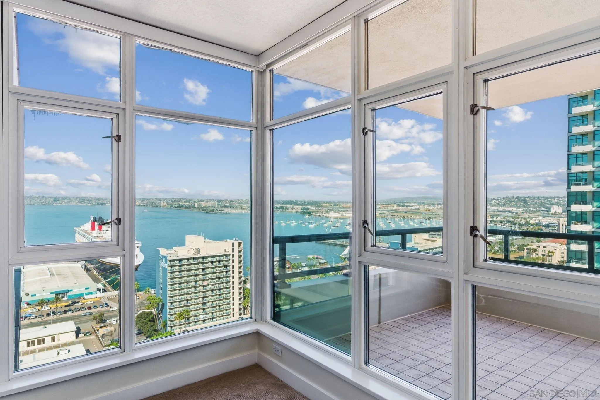 1199 Pacific Hwy Unit 2301