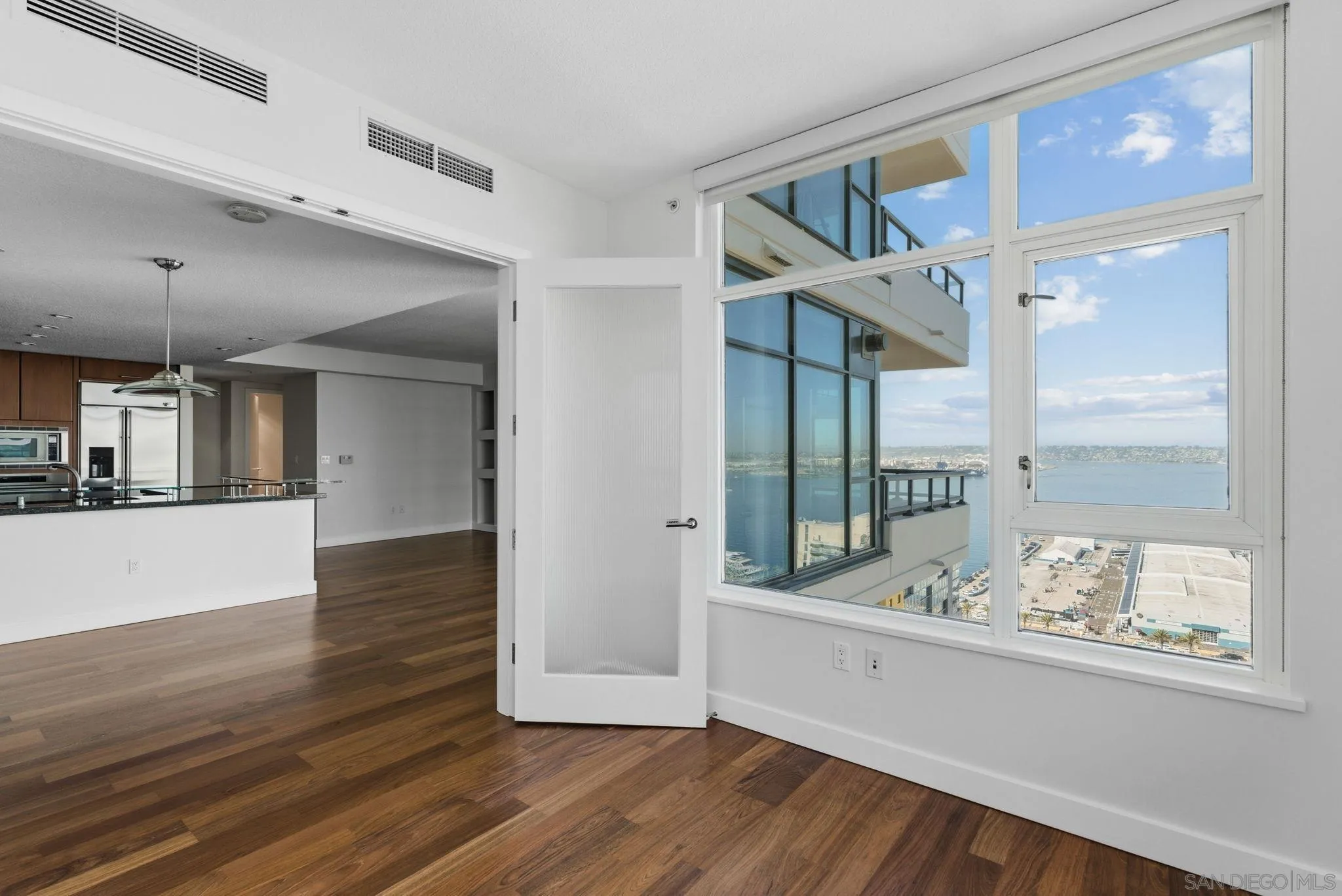 1199 Pacific Hwy Unit 2301