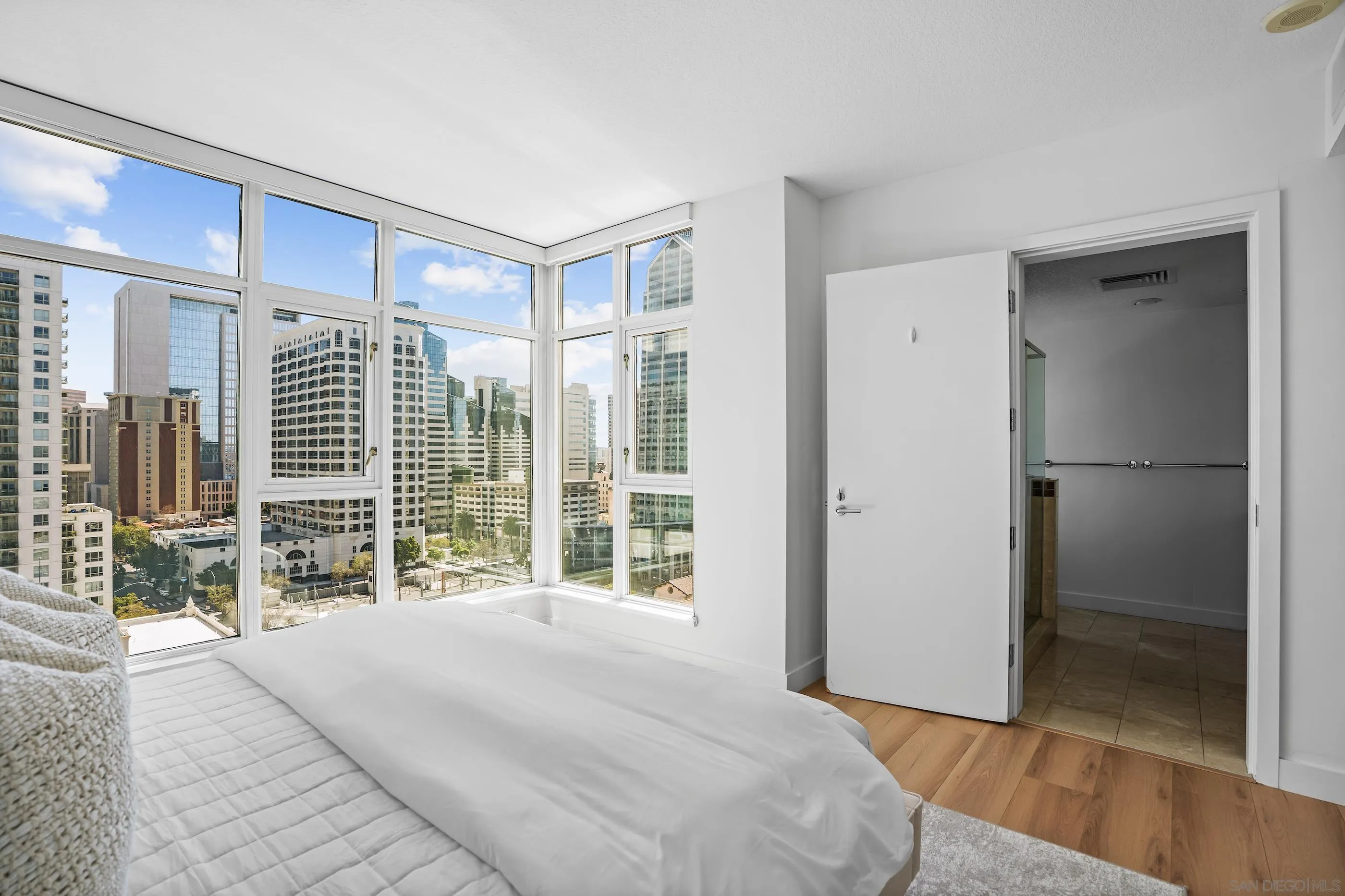 1205 Pacific Hwy Unit 1505