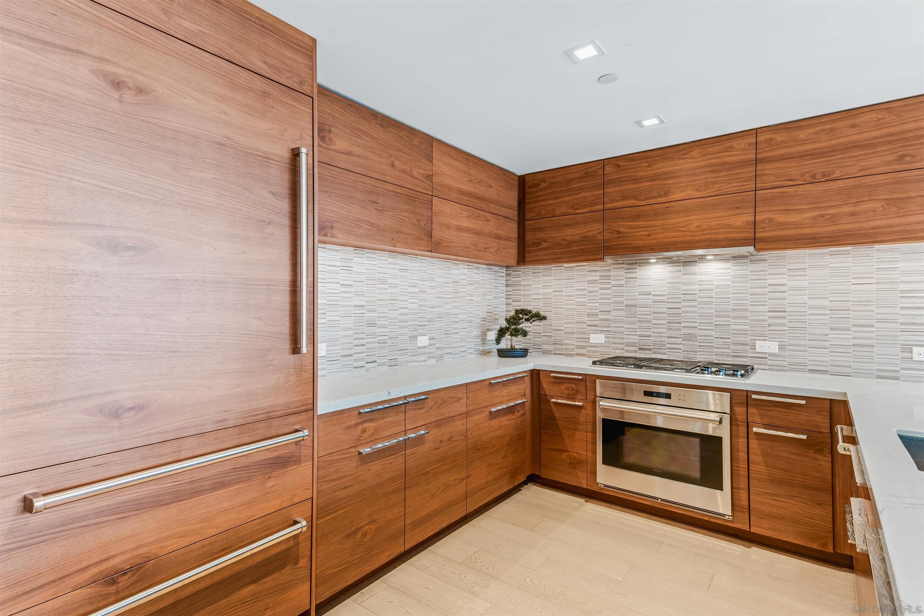 888 W E Street Unit 2406