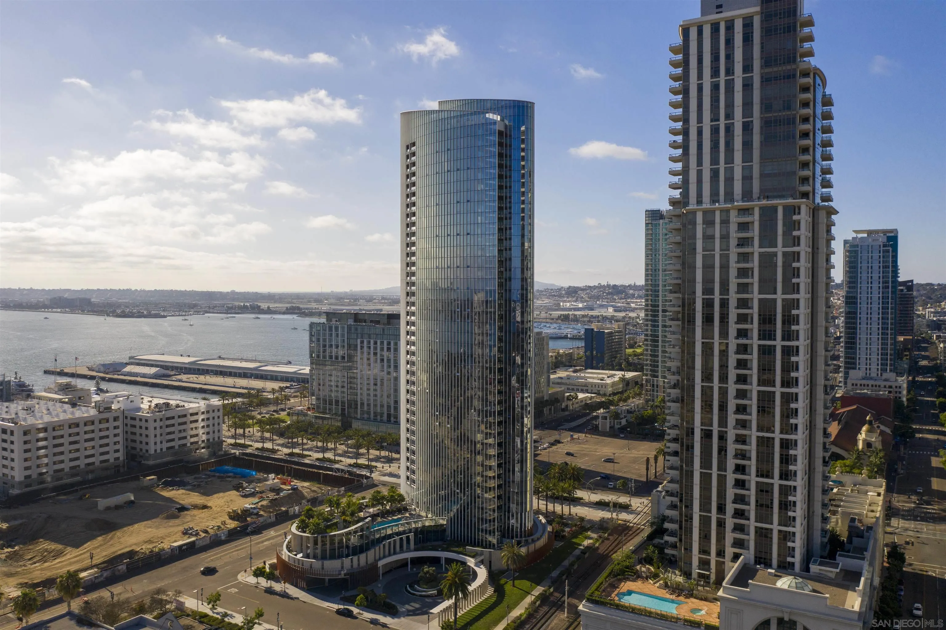 888 W E Street Unit 2406