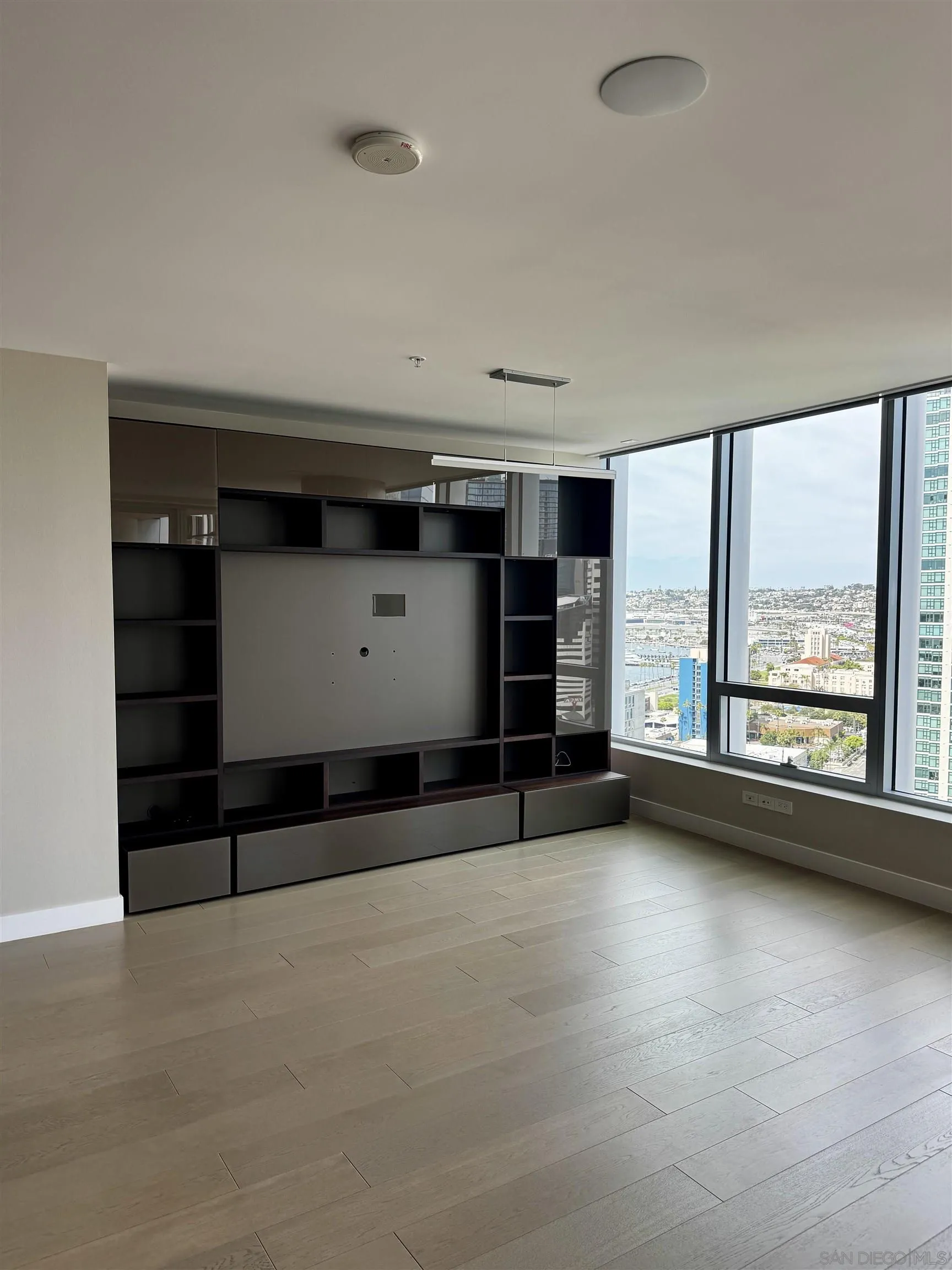 888 W E Street Unit 2406