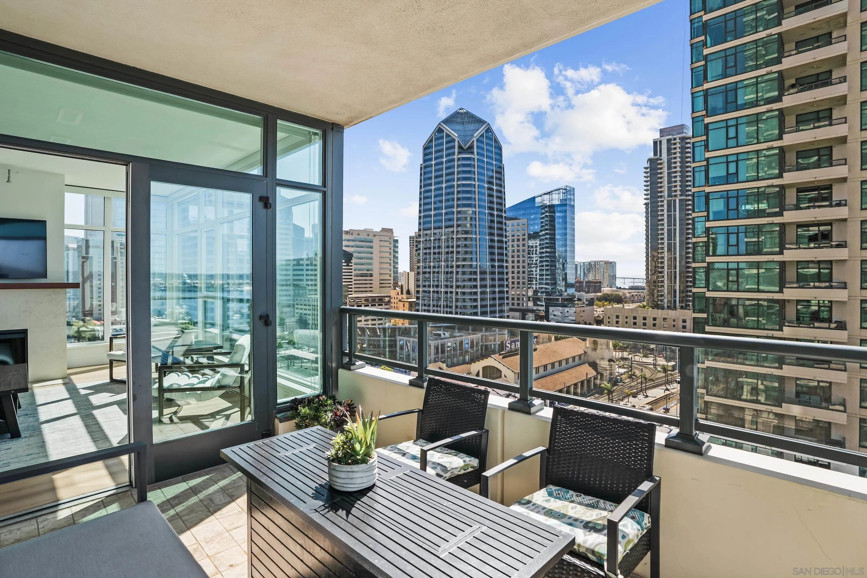 1205 Pacific Hwy Unit 1505