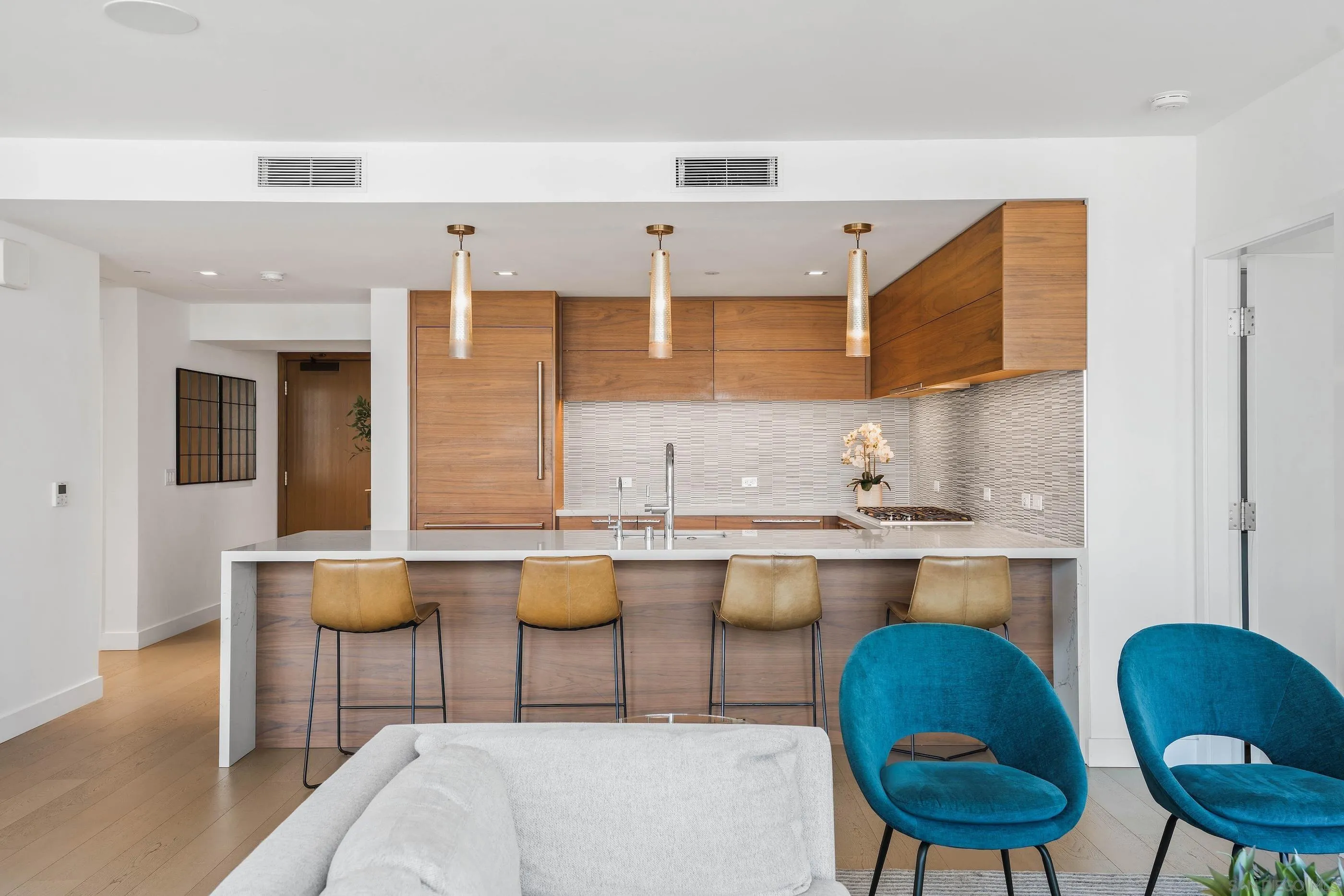 888 W E Street Unit 2206