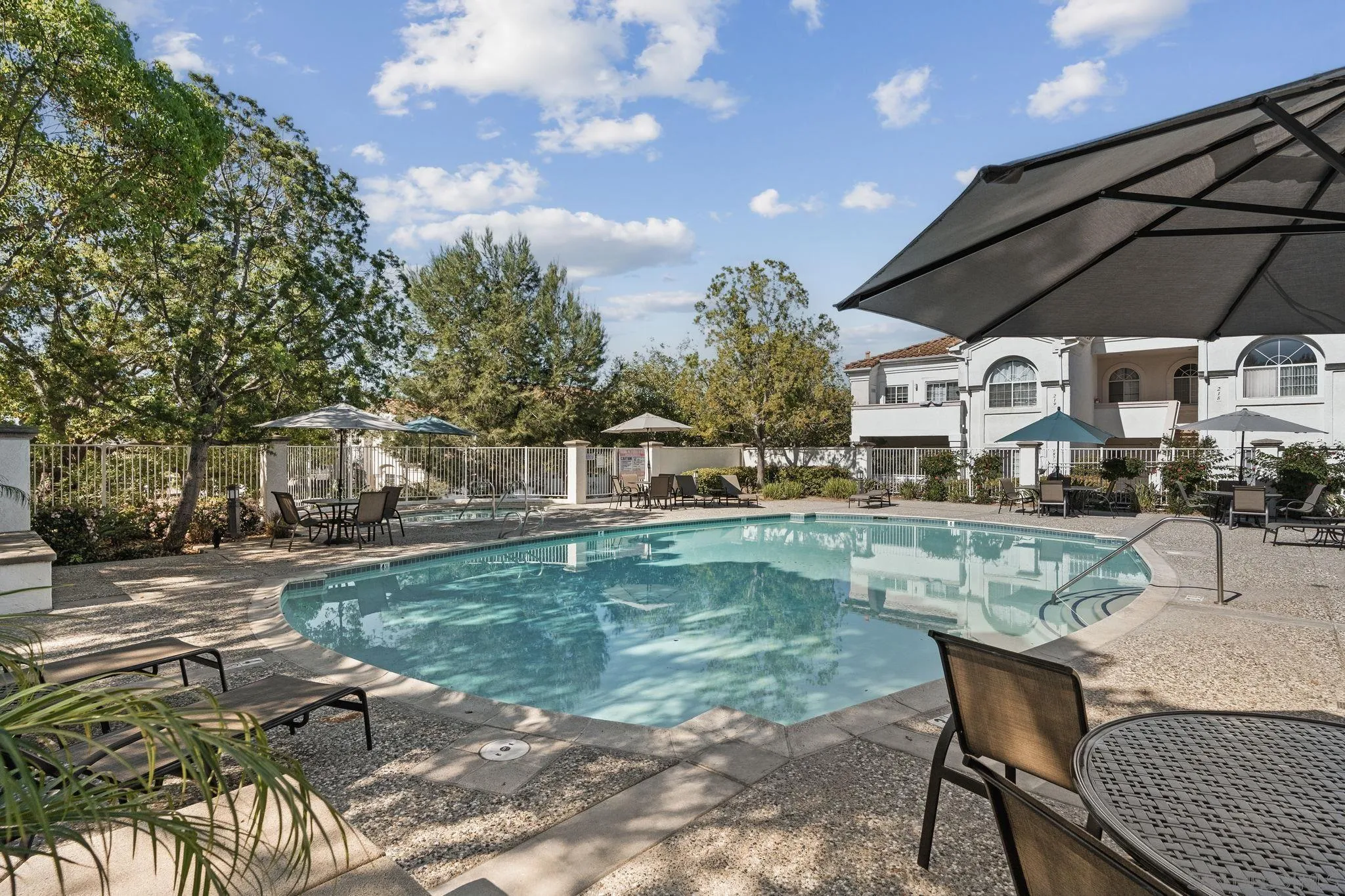 1898 Matin Cir Unit 189