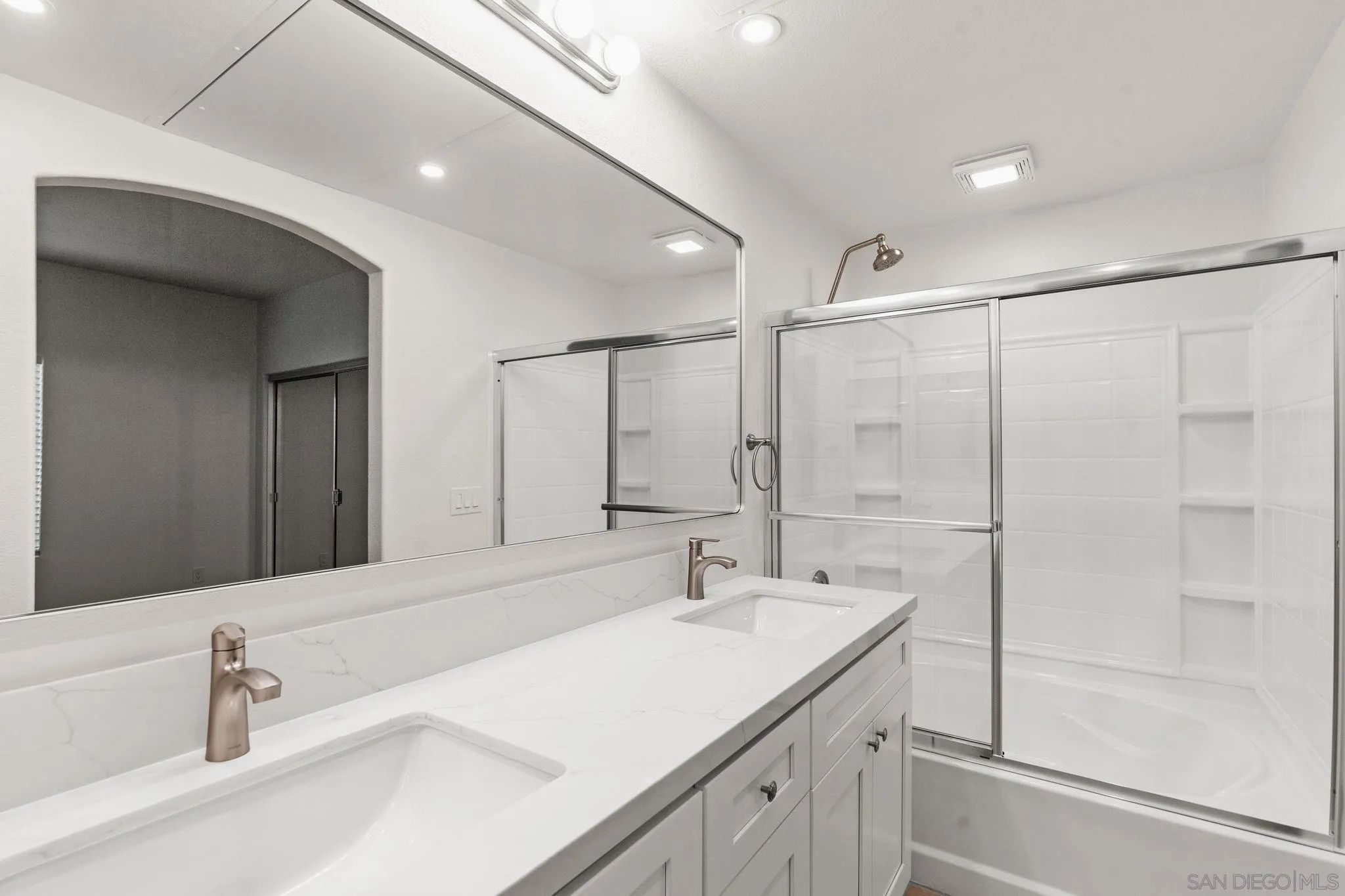 1898 Matin Cir Unit 189