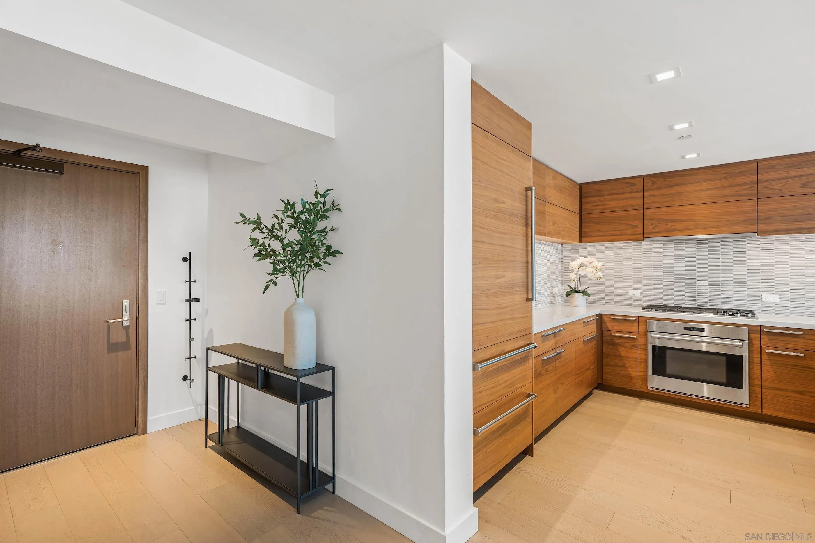 888 W E Street Unit 2206