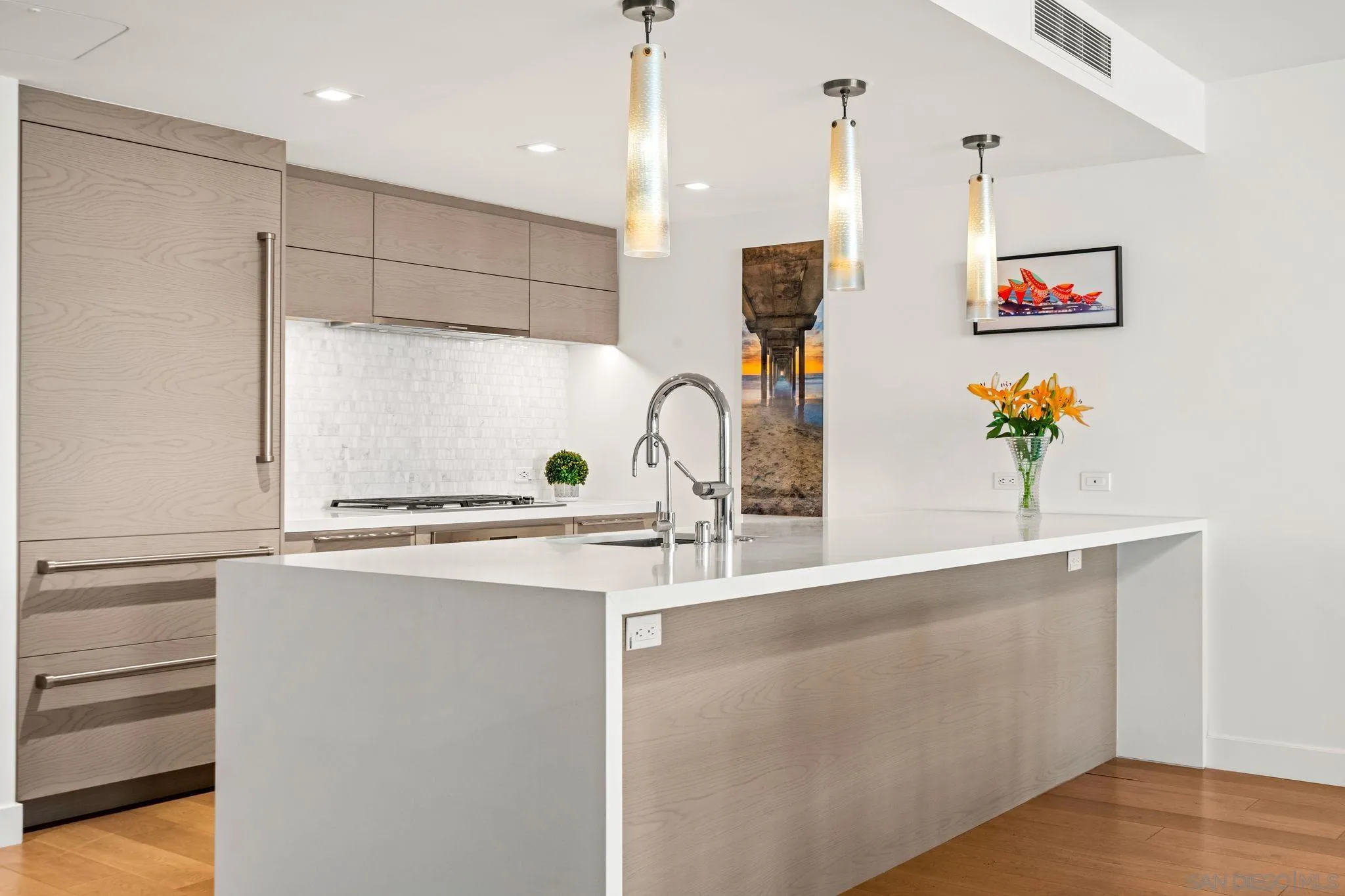 888 W E Street Unit 307