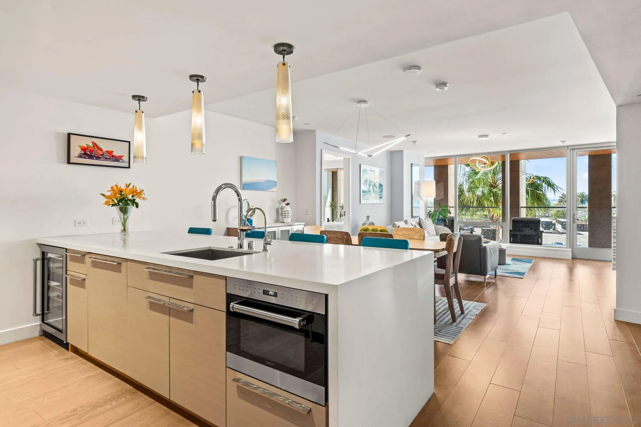 888 W E Street Unit 307