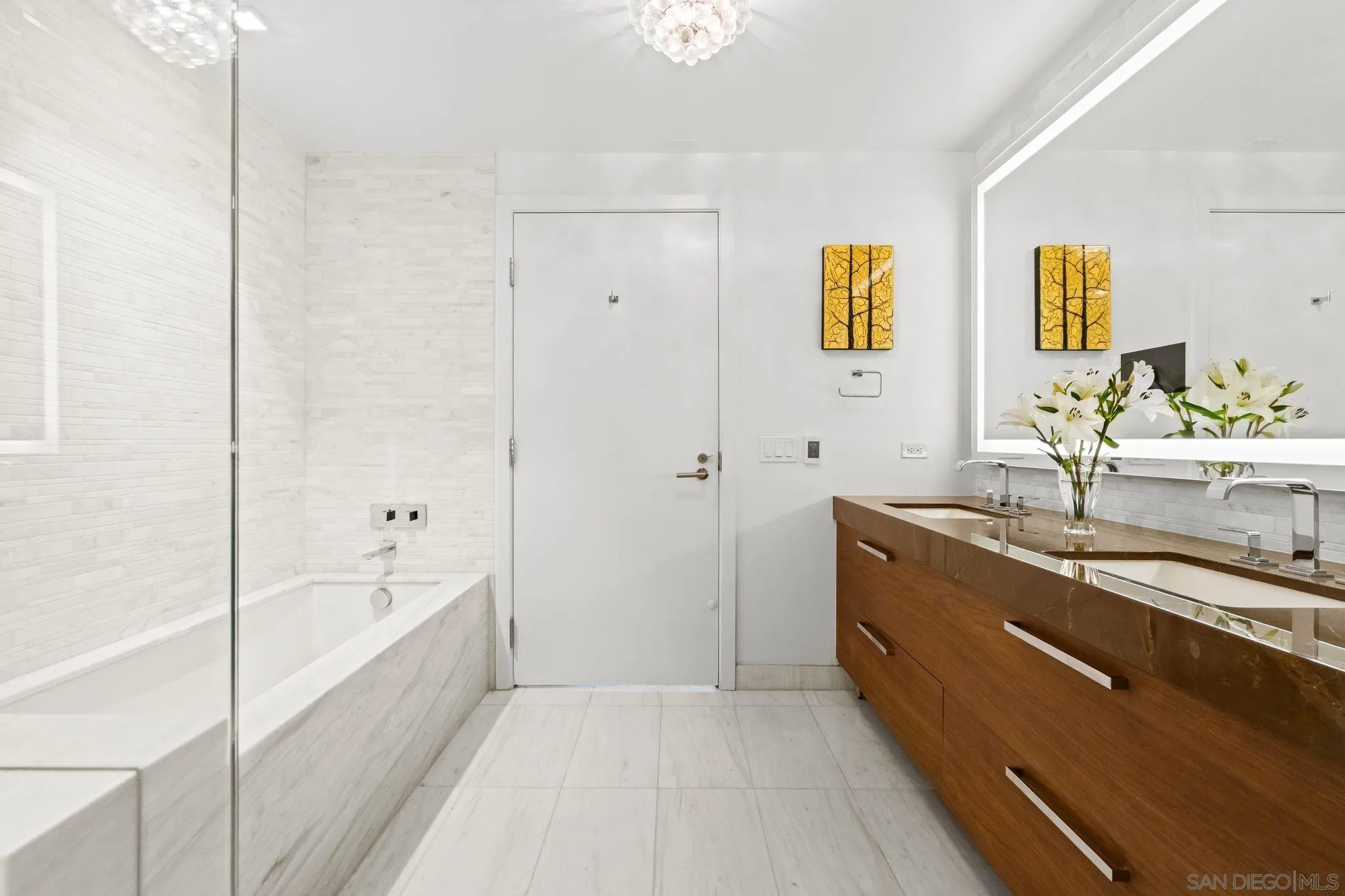 888 W E Street Unit 307