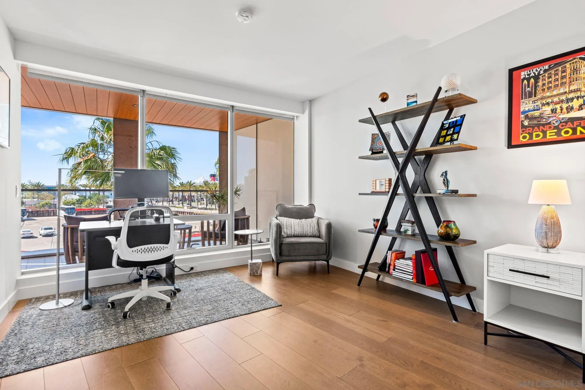 888 W E Street Unit 307