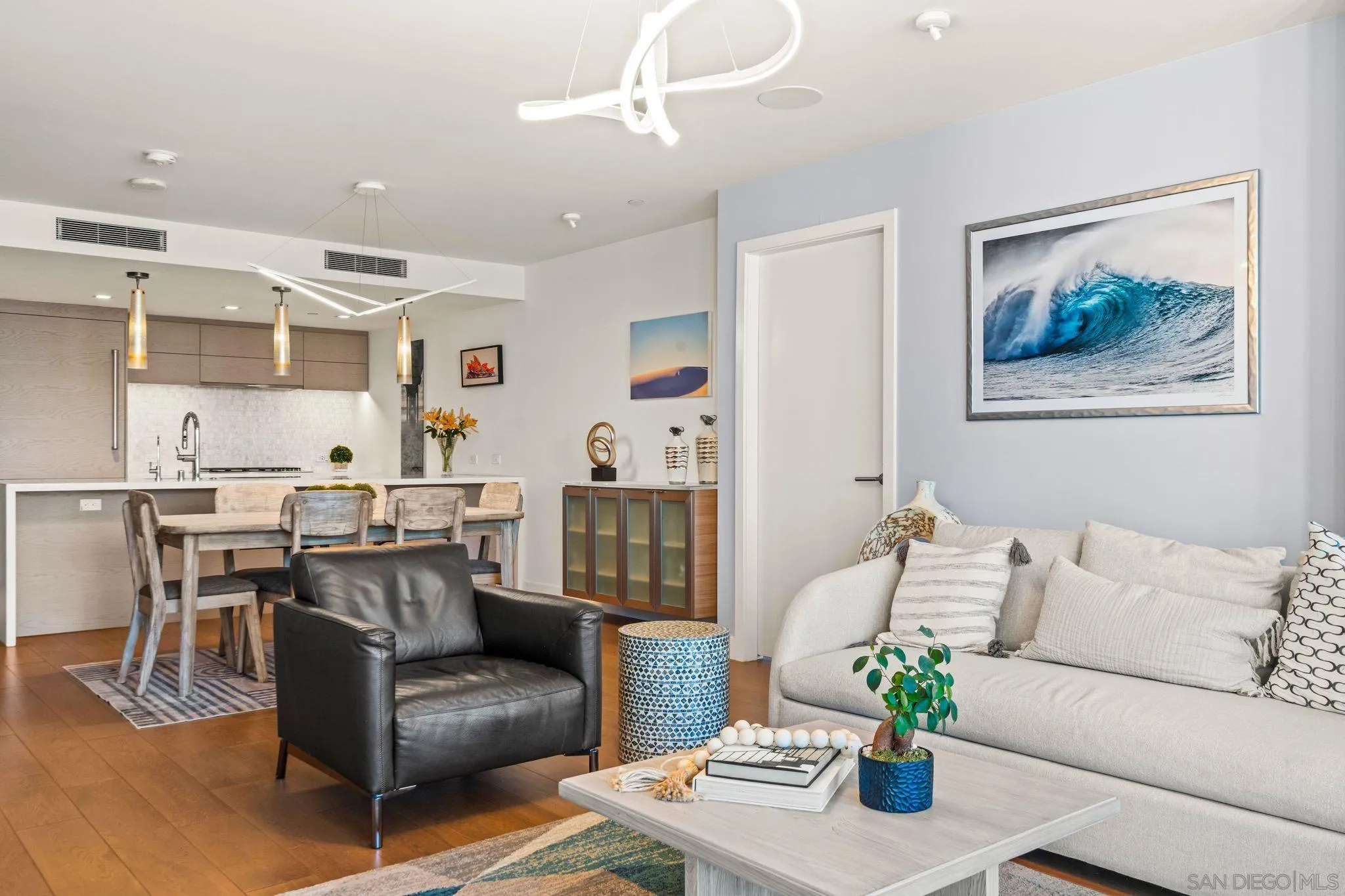 888 W E Street Unit 307