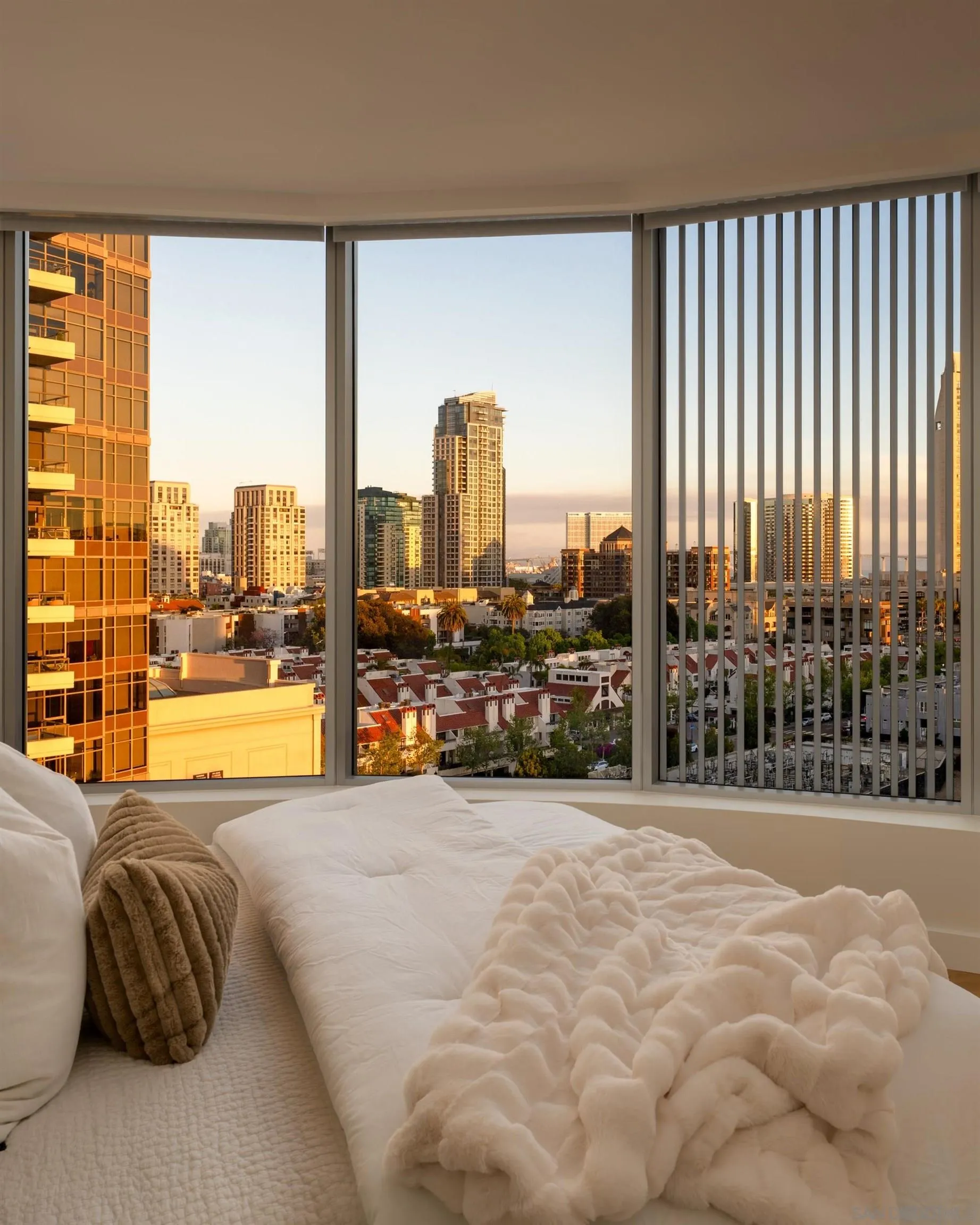 888 W E Street Unit 1105