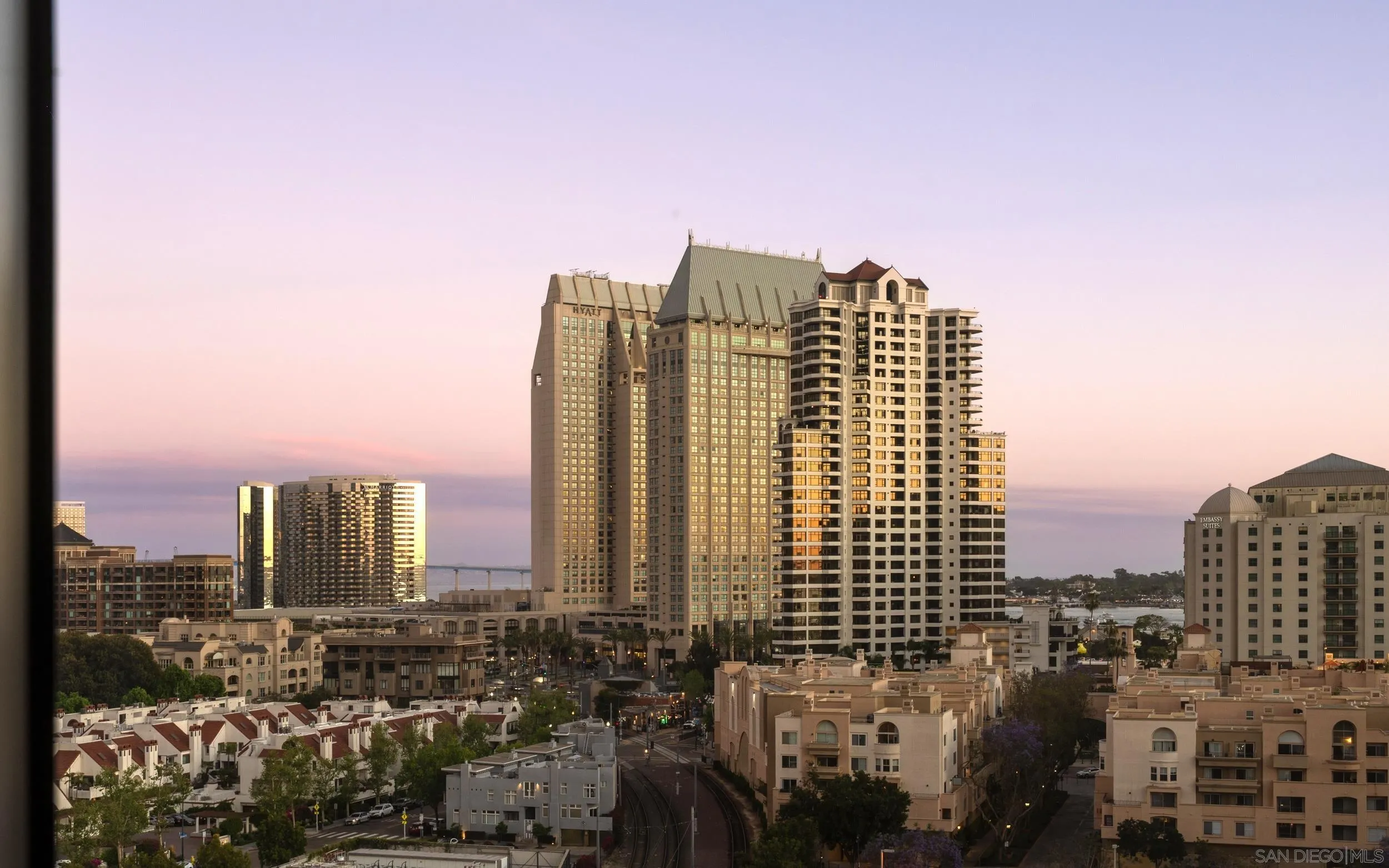 888 W E Street Unit 1105