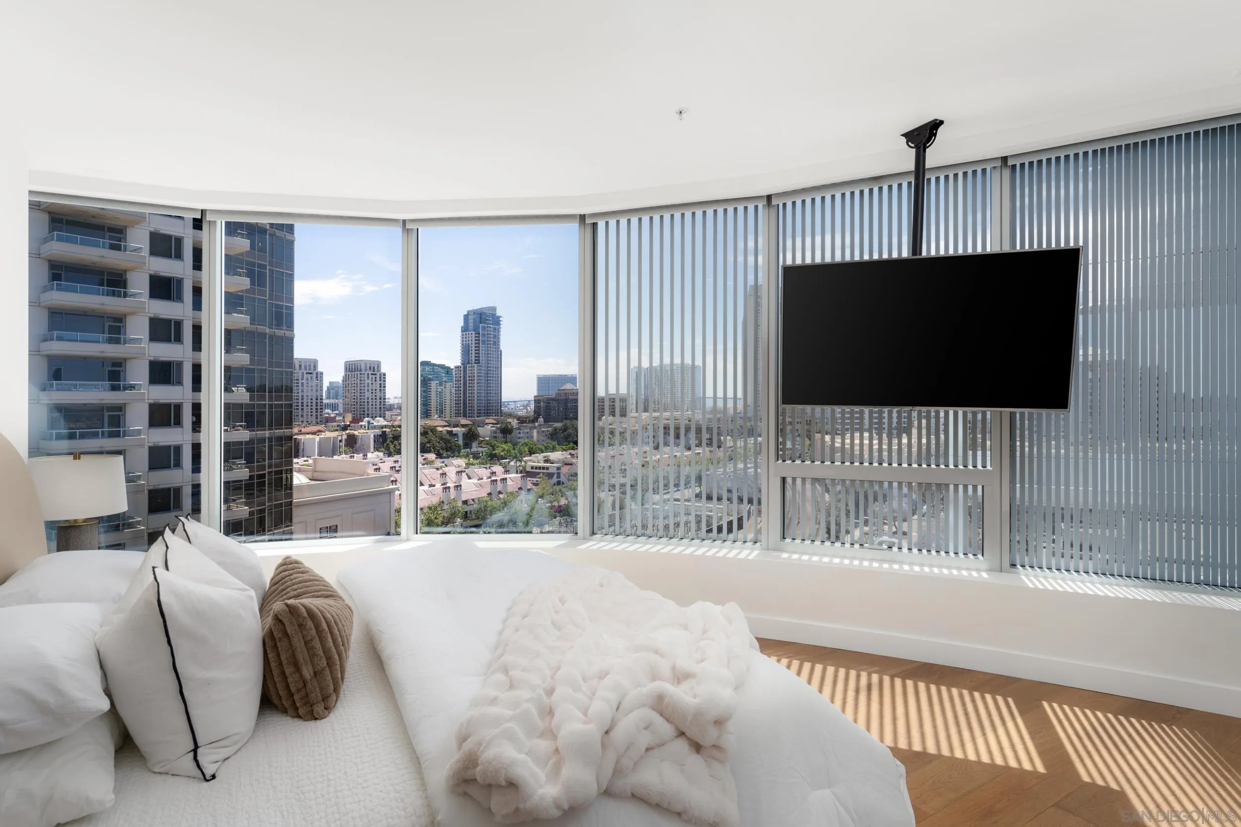 888 W E Street Unit 1105