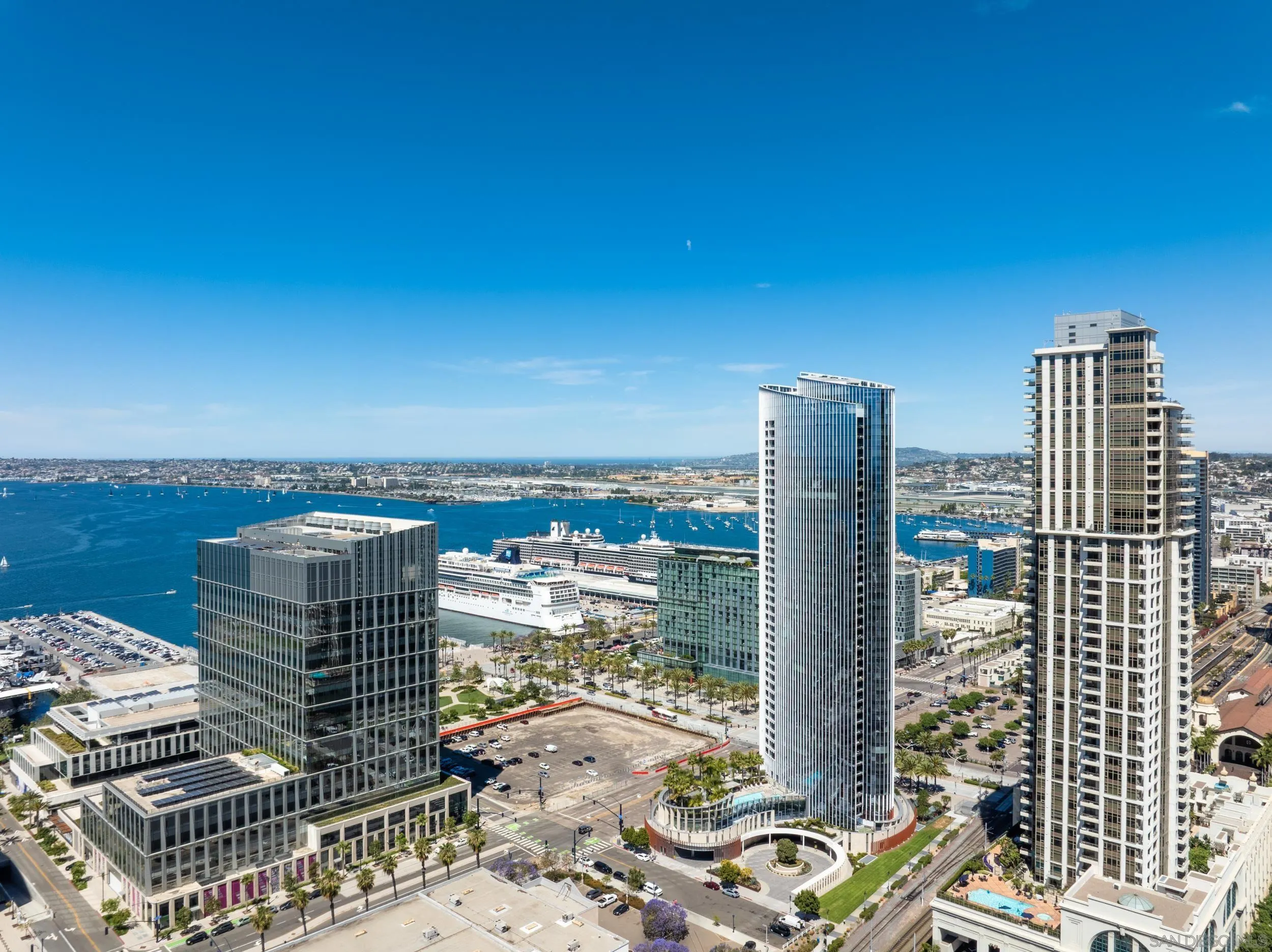 888 W E Street Unit 3105
