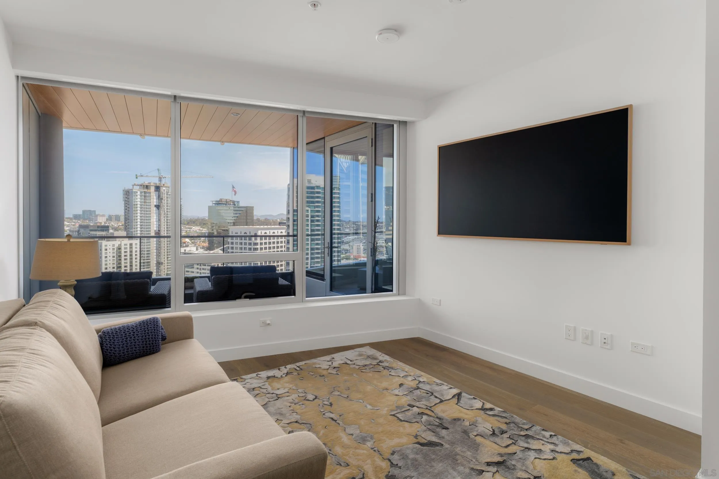 888 W E Street Unit 3105