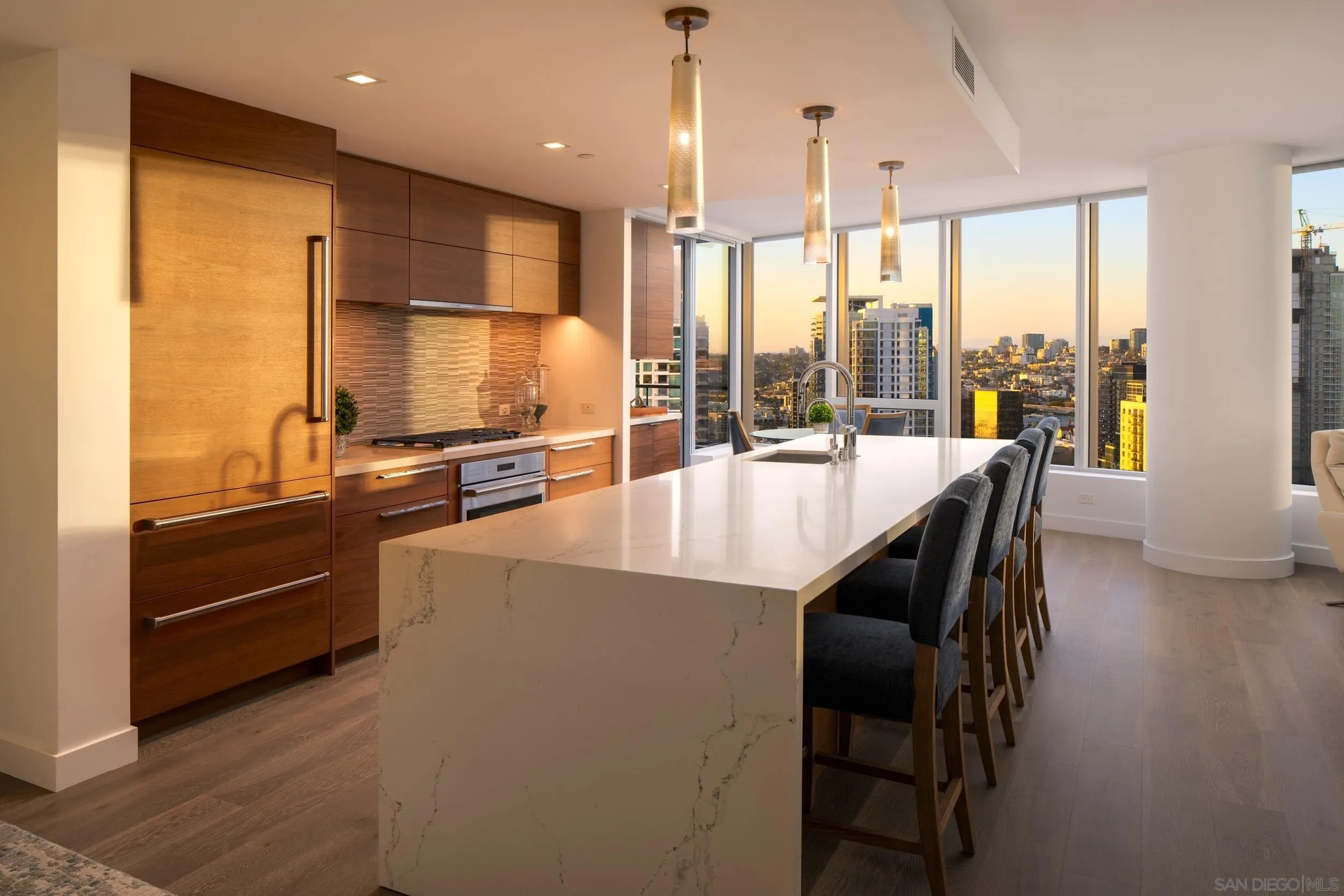 888 W E Street Unit 3105