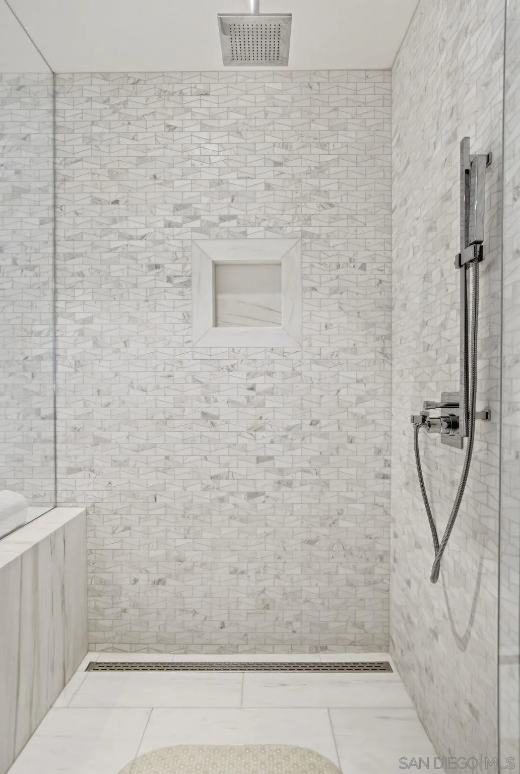 888 W E Street Unit 1403