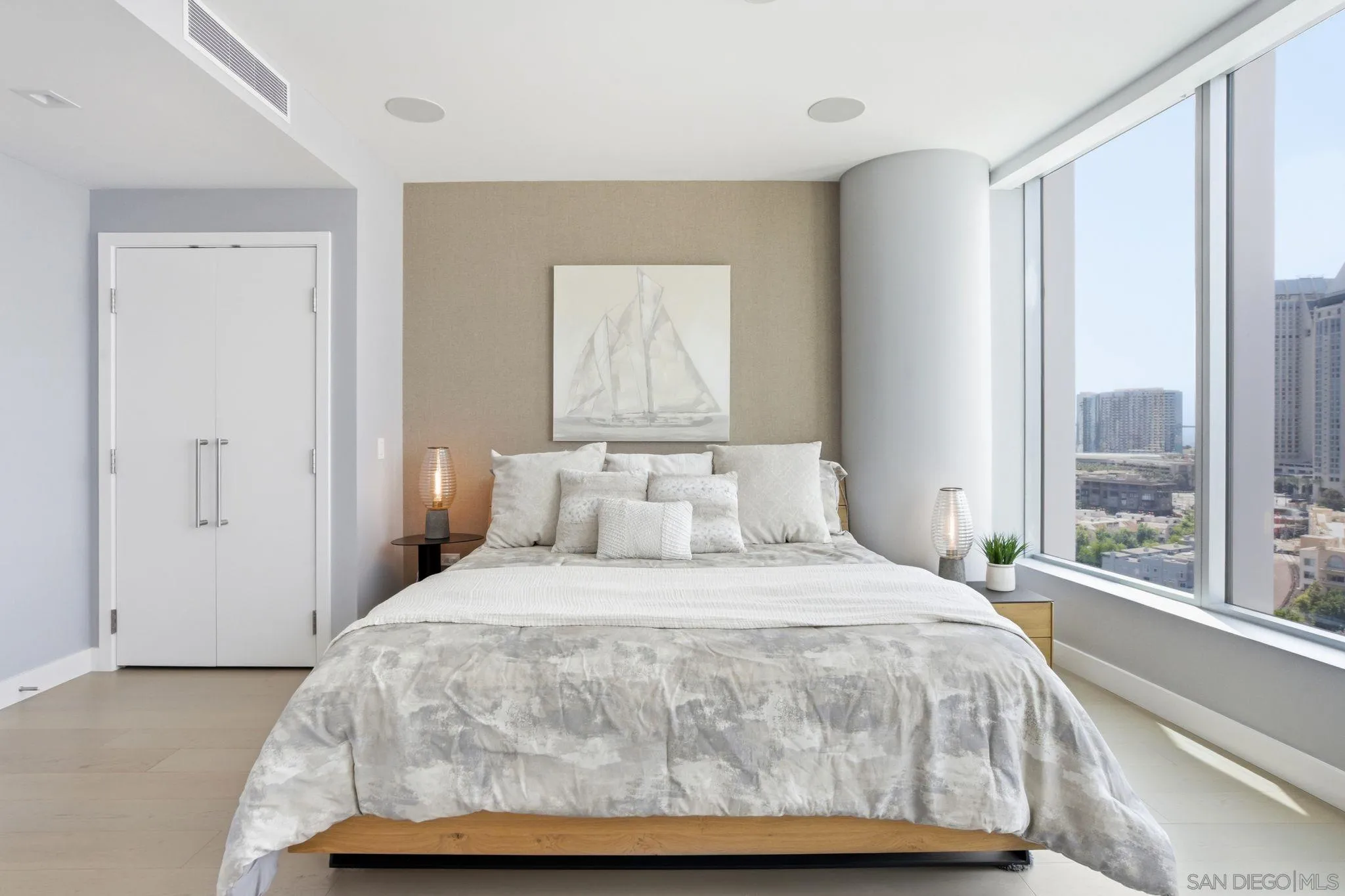888 W E Street Unit 1403