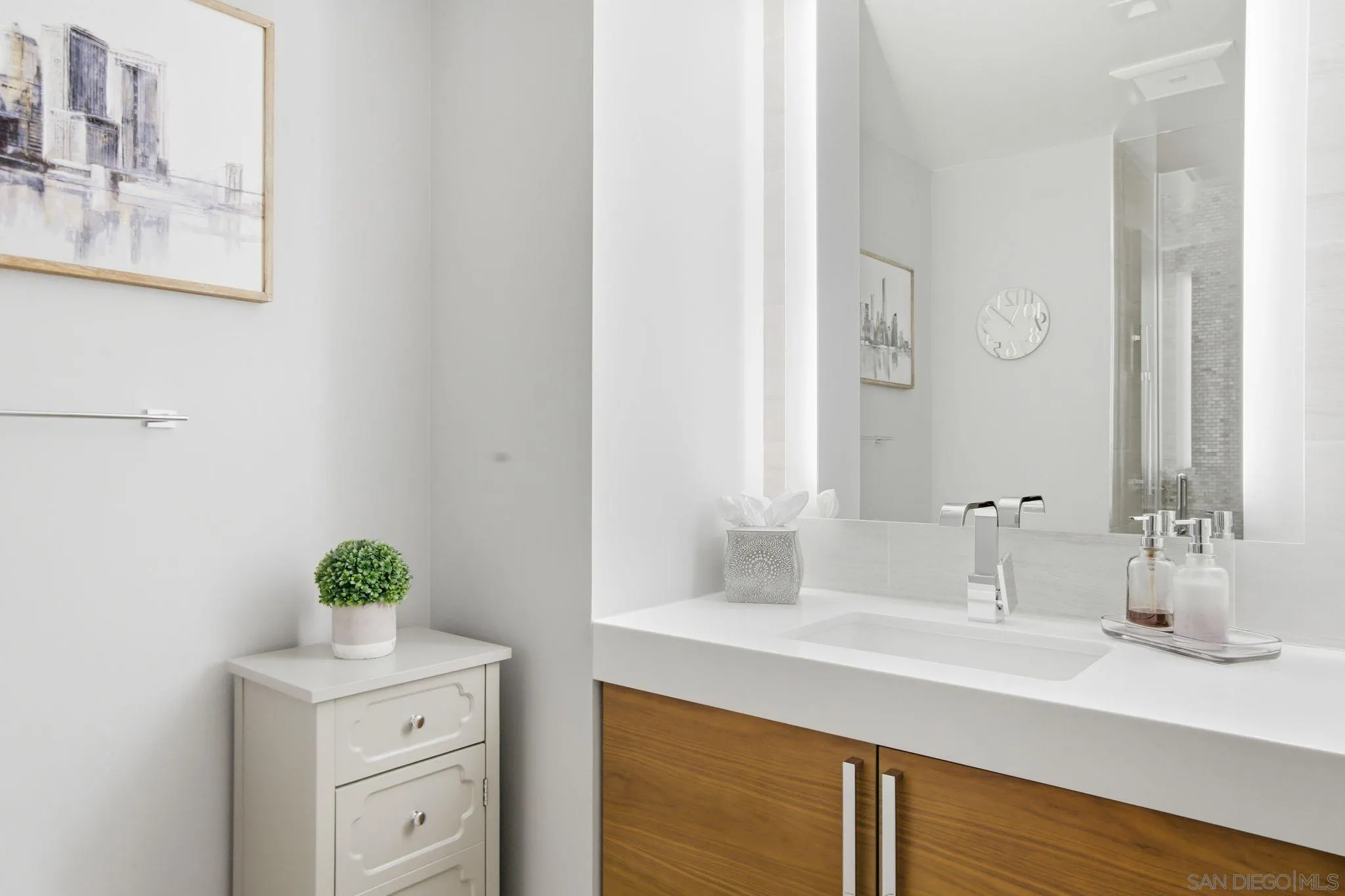 888 W E Street Unit 1403