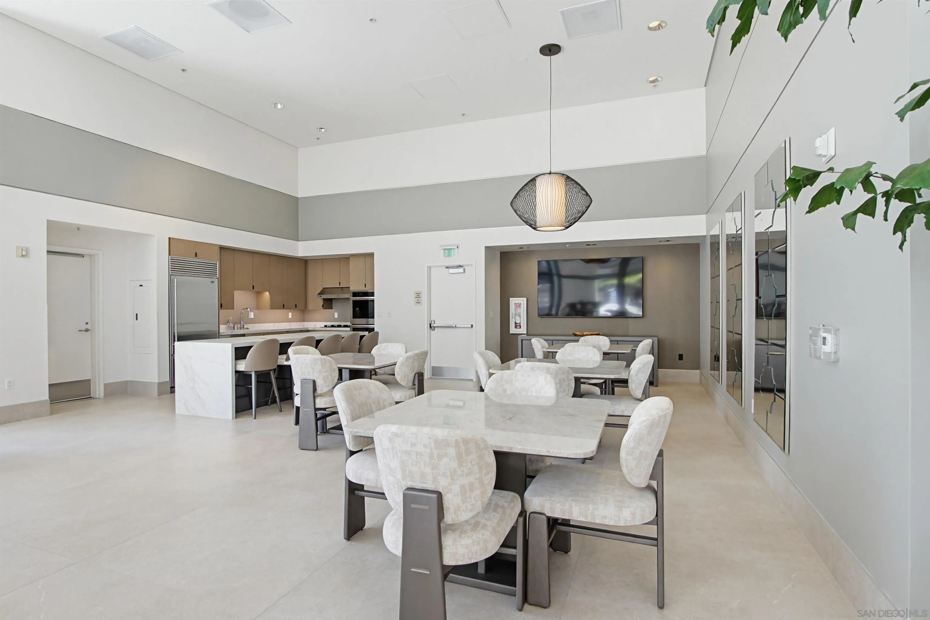 645 Front St Unit 1208