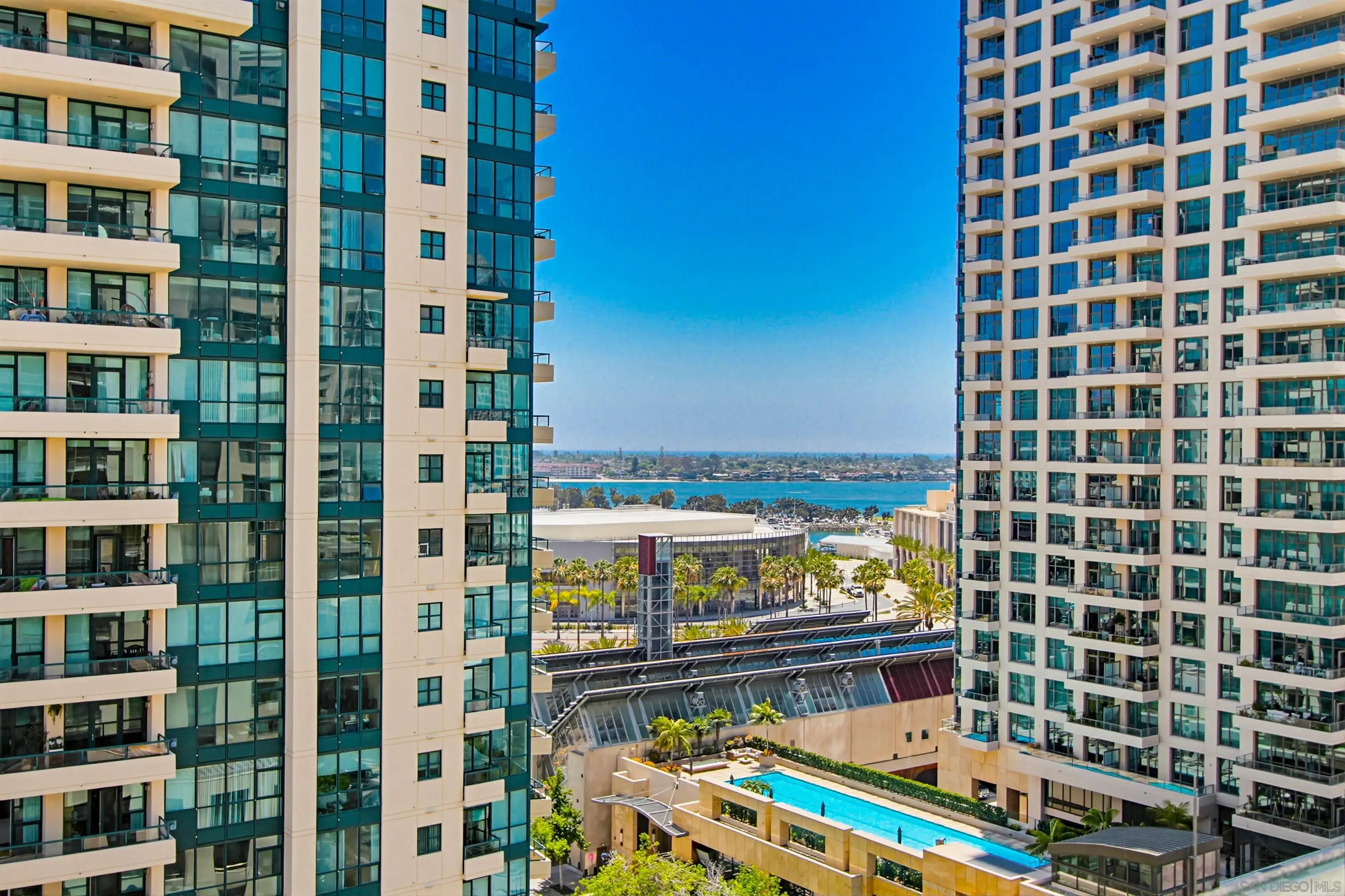 645 Front St Unit 1208