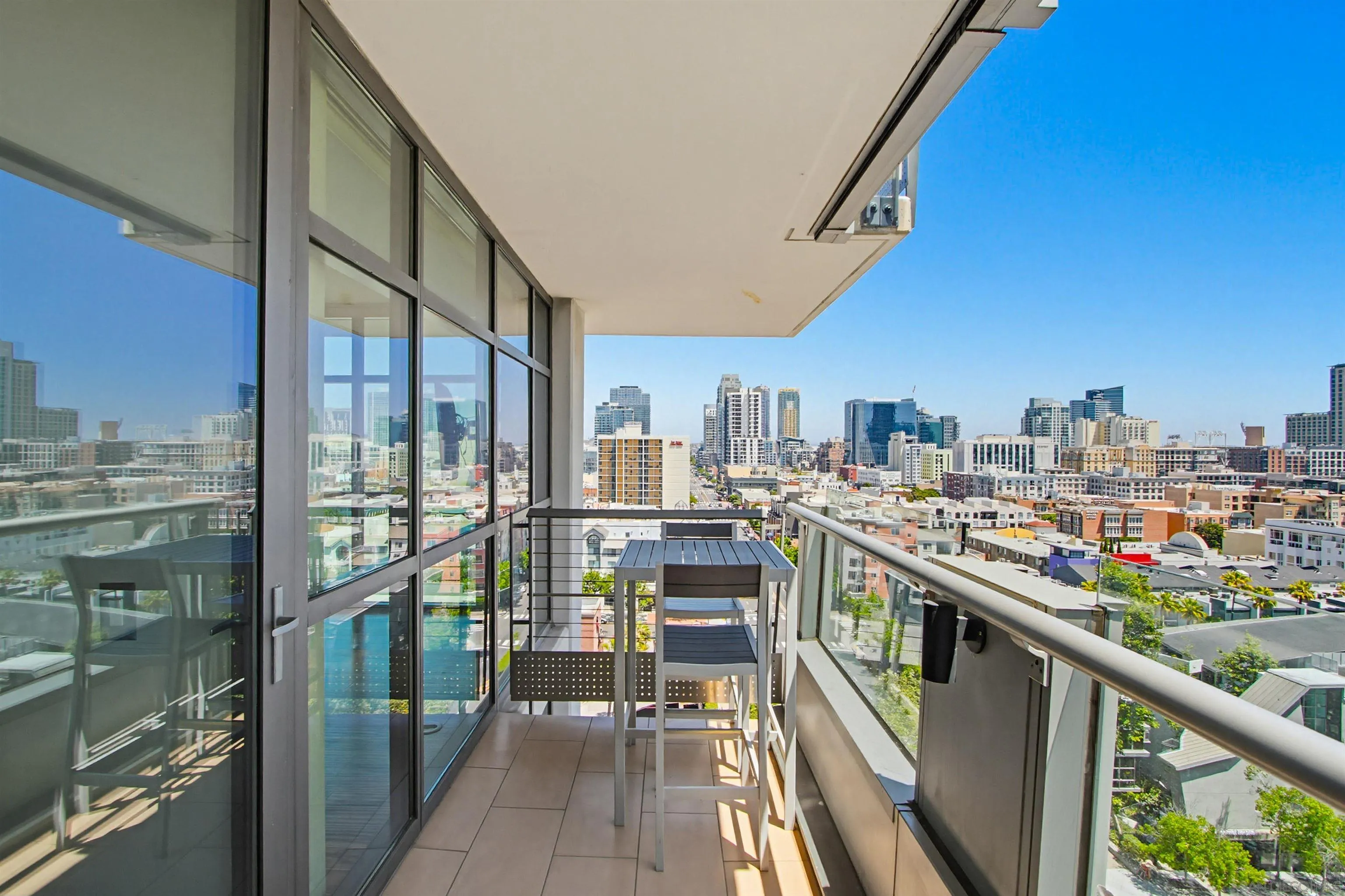 645 Front St Unit 1208