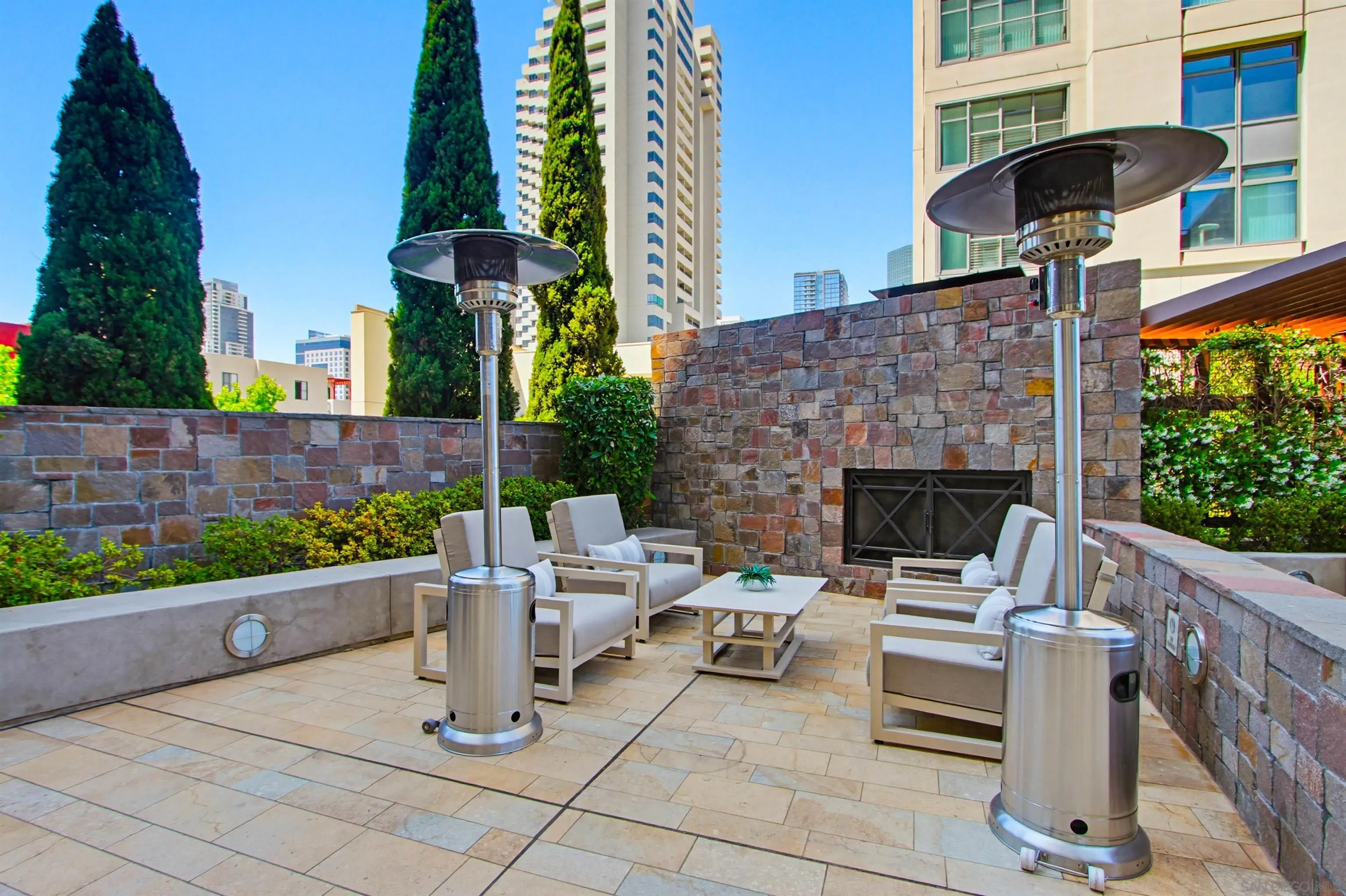 645 Front St Unit 1208