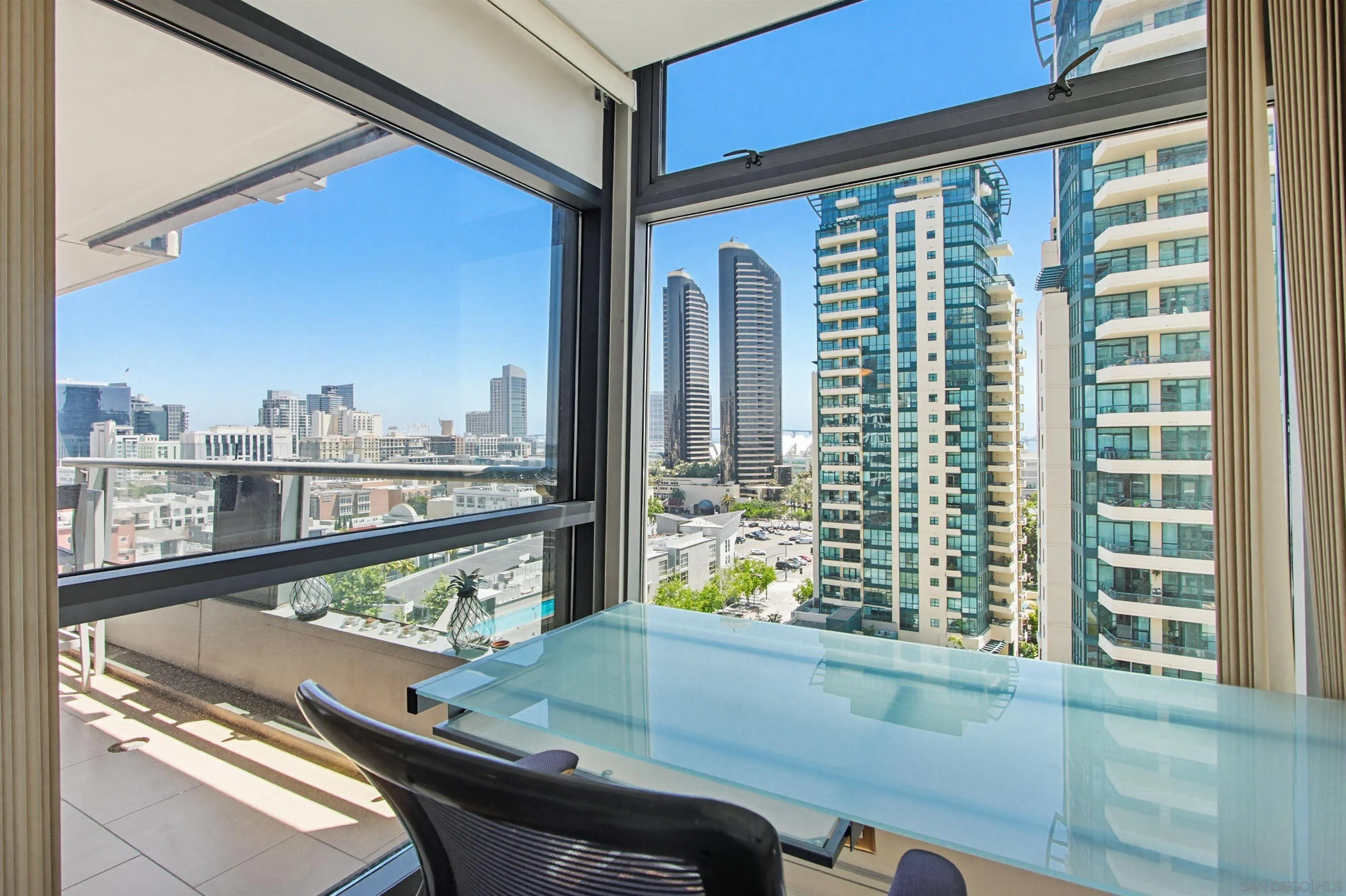645 Front St Unit 1208
