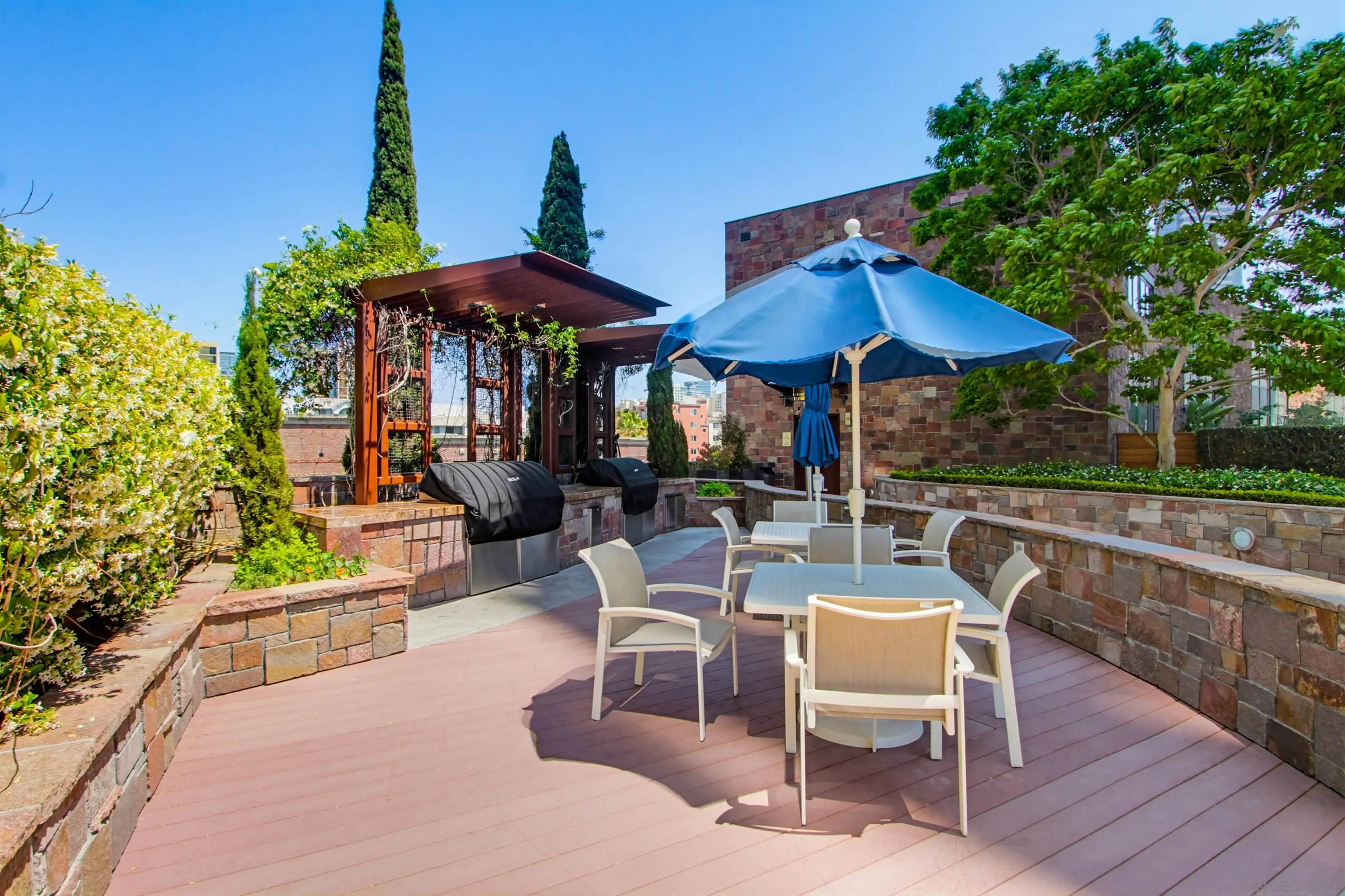 645 Front St Unit 1208
