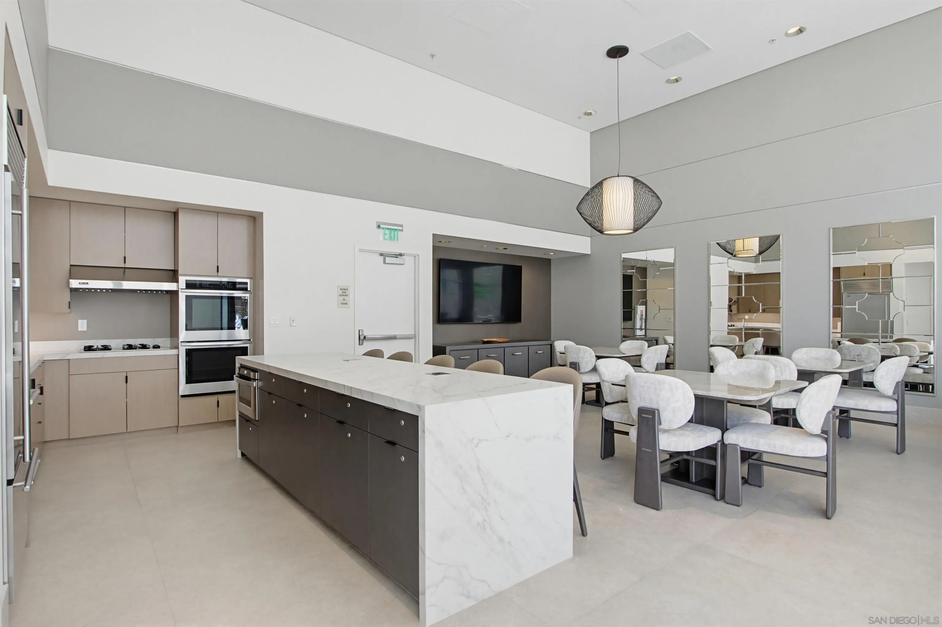 645 Front St Unit 1208