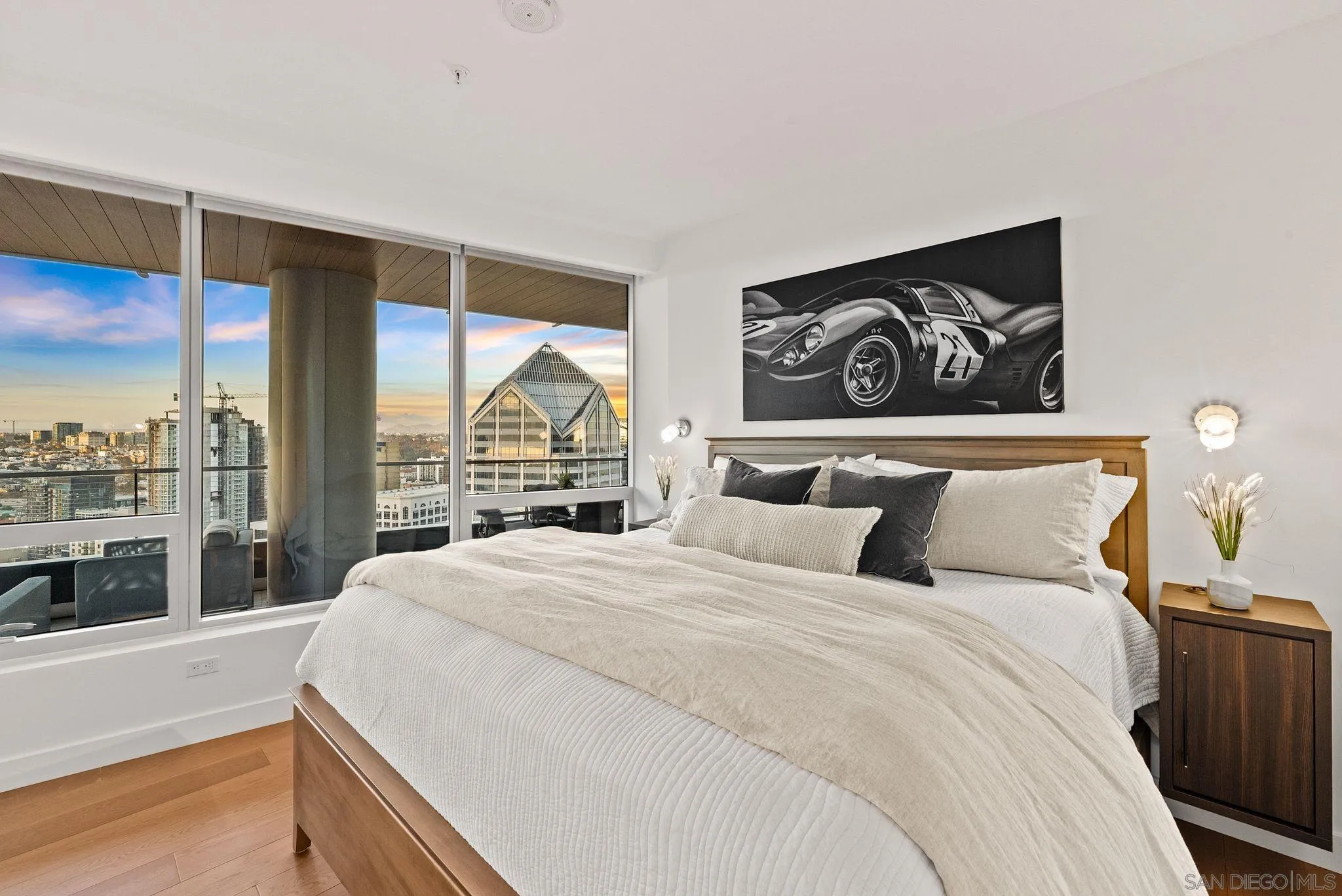 888 W E Street Unit 3904