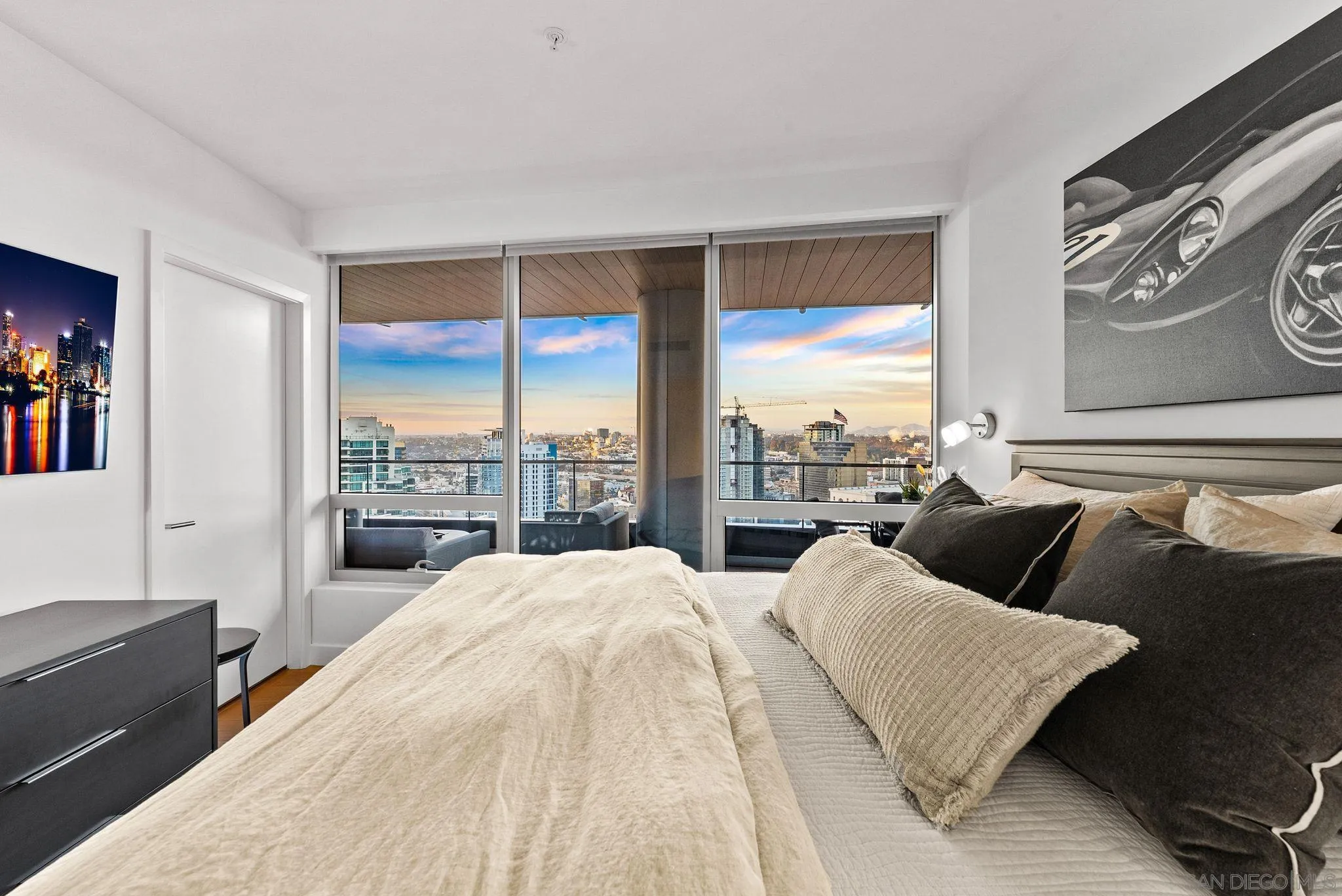 888 W E Street Unit 3904